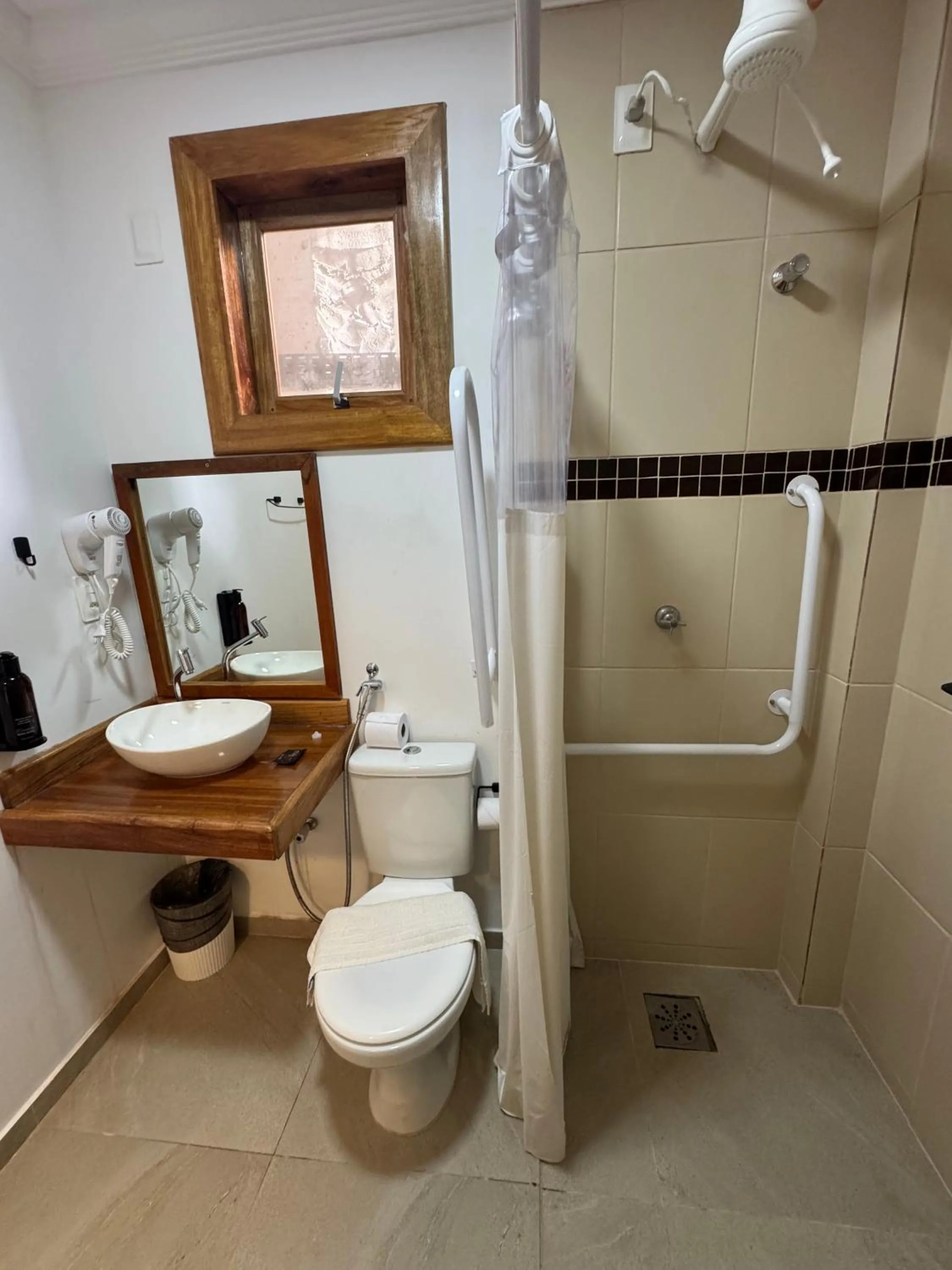 Shower in Pousada Capitão Thomaz