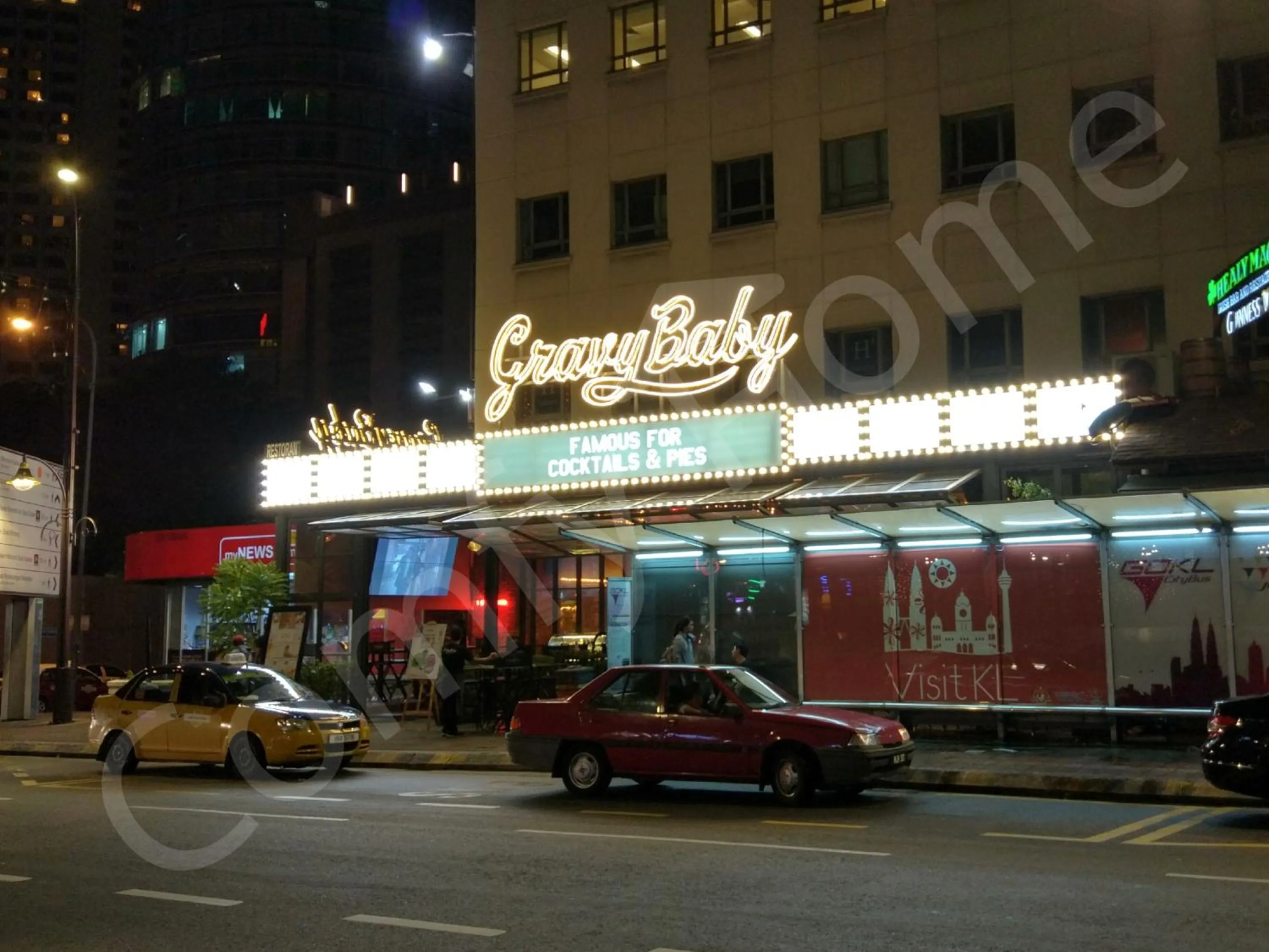 Restaurant/places to eat in 5 STAR & LUXURY Apartment near KLCC/ KL City Centre