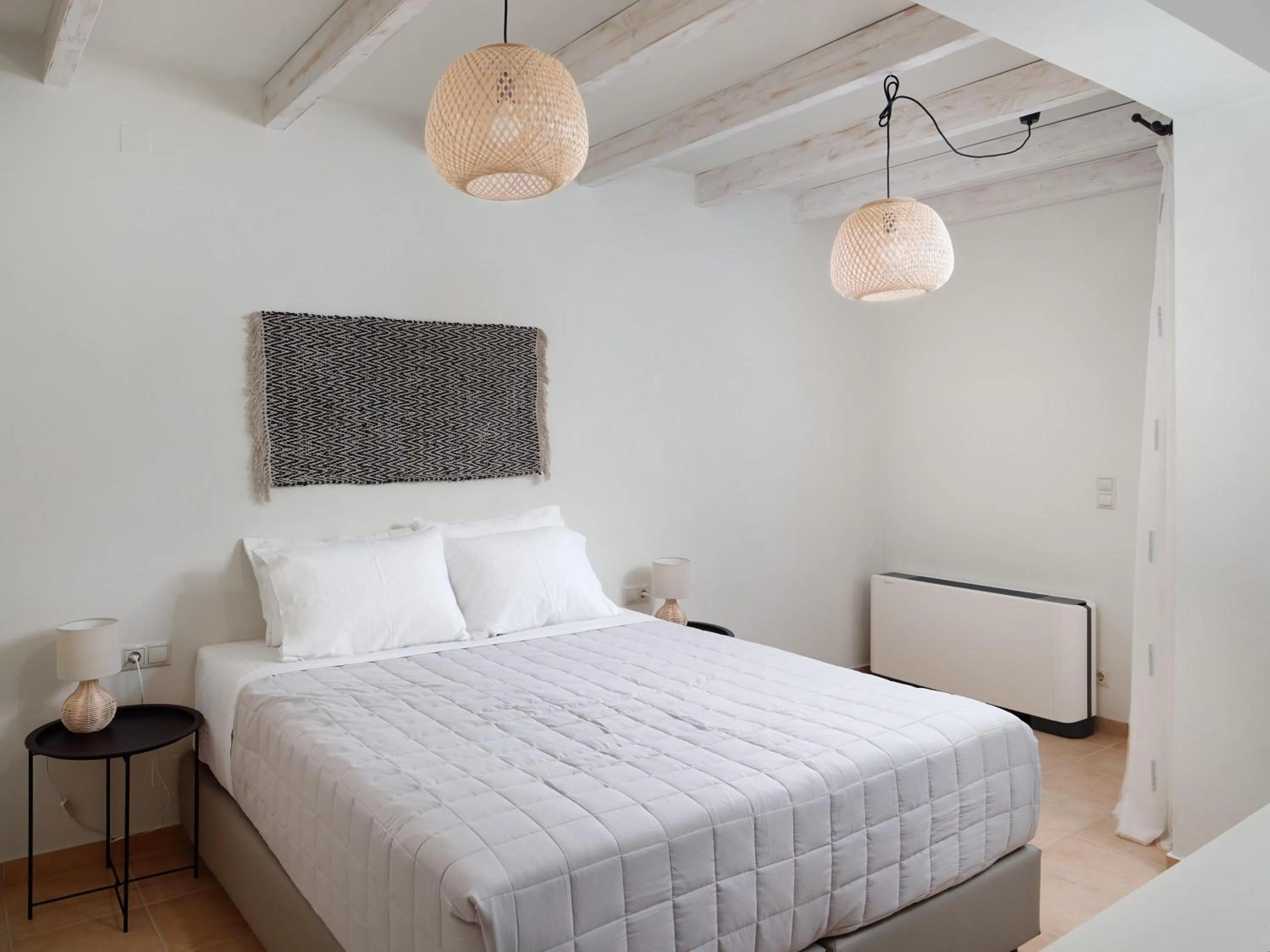 Photo of the whole room, Bed in Eliathos Hillside Retreat