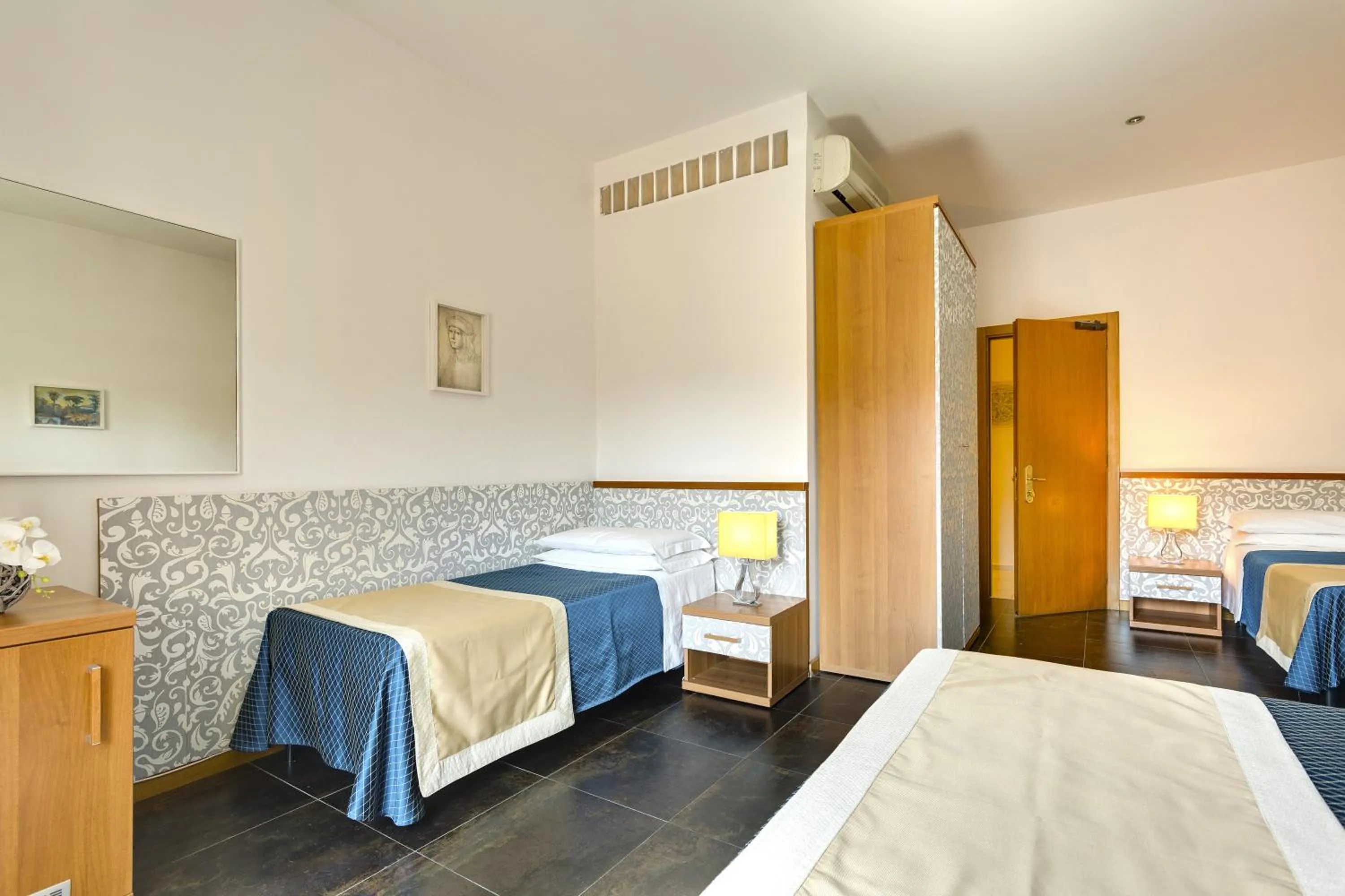 Bedroom, Bed in Hotel Marcantonio