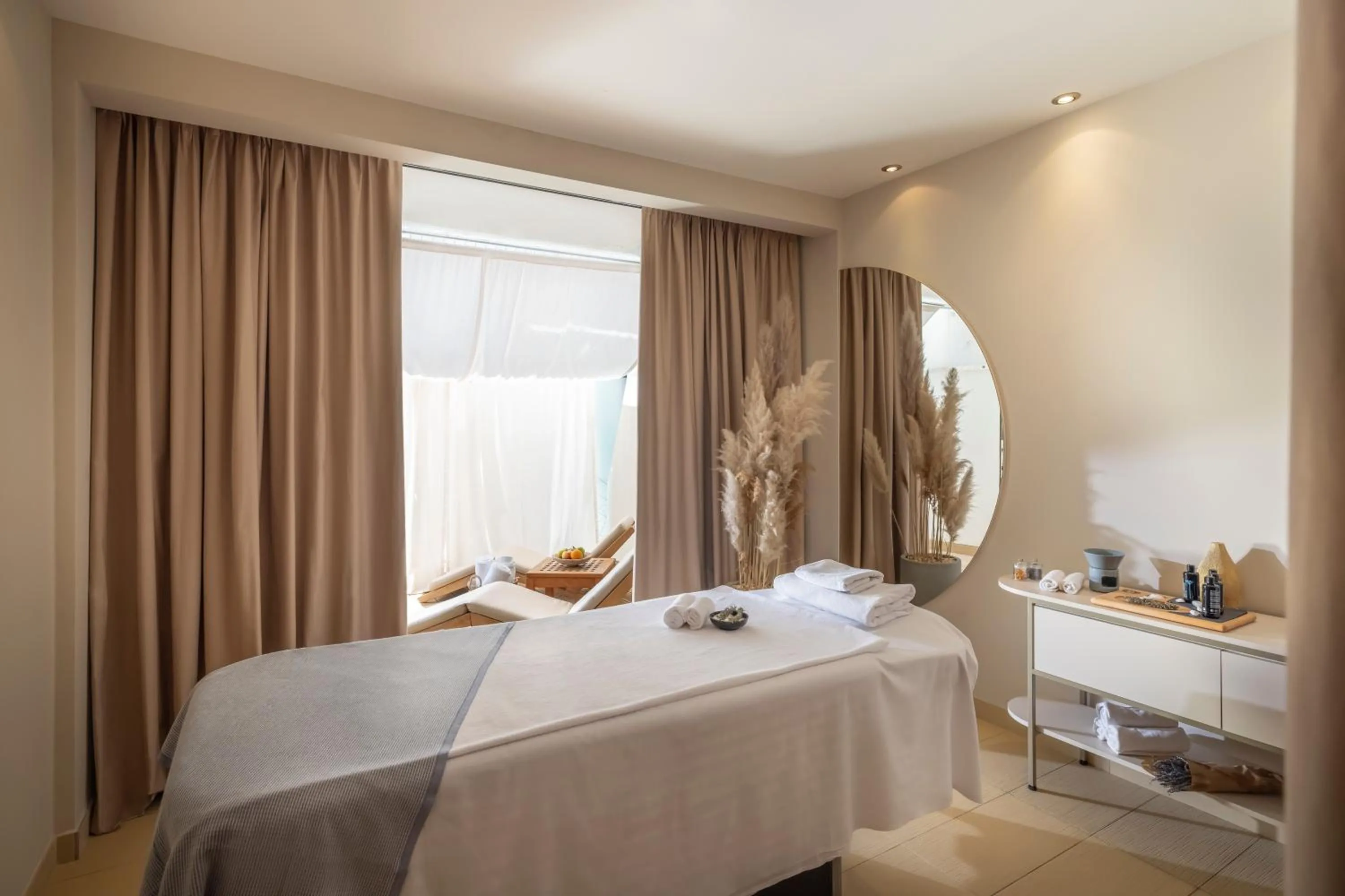 Massage, Bed in Valamar Lacroma Hotel