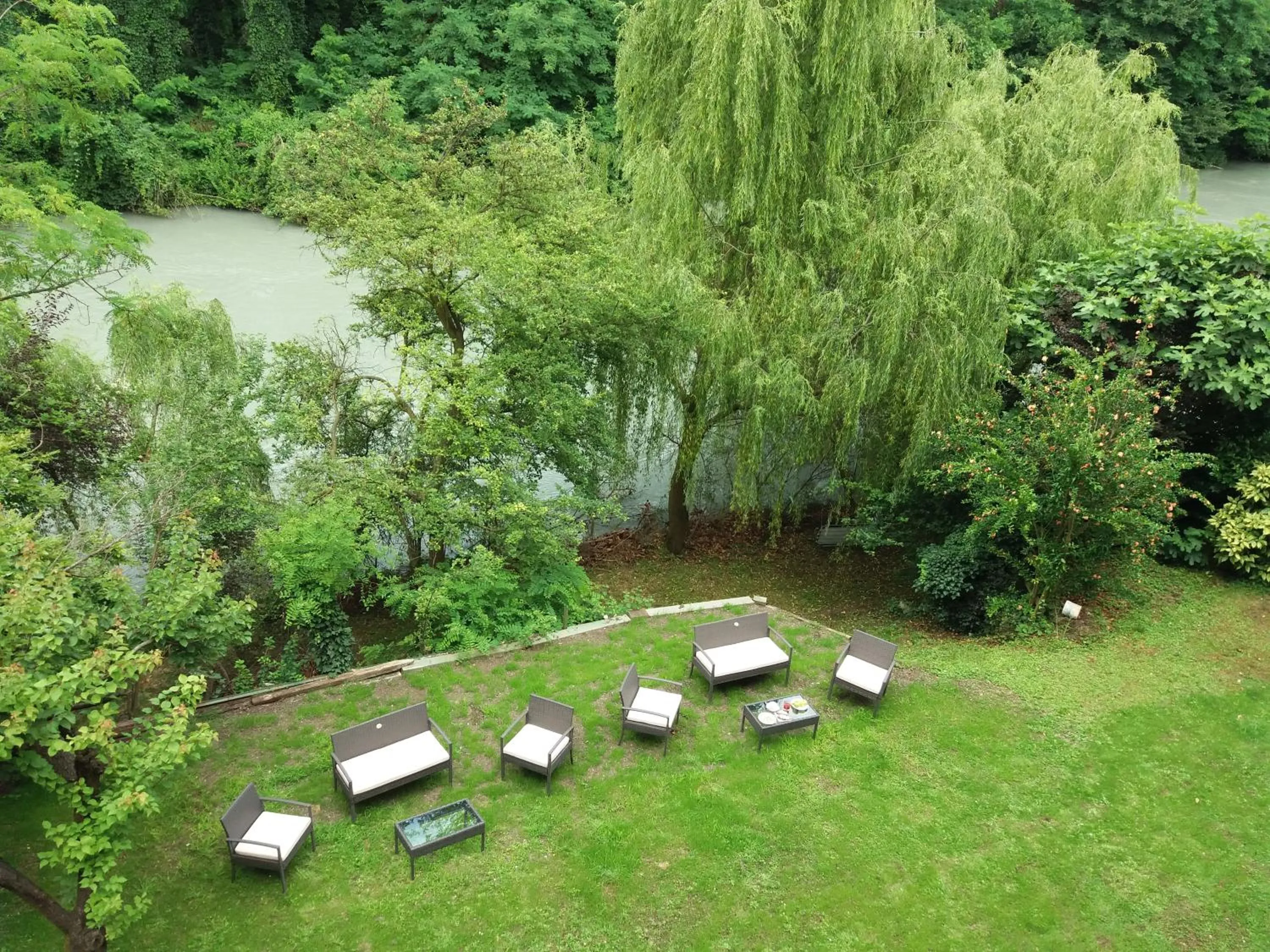 Garden in Suite Color Verona