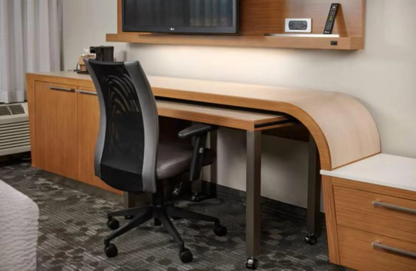 TV and multimedia in Courtyard Harrisonburg