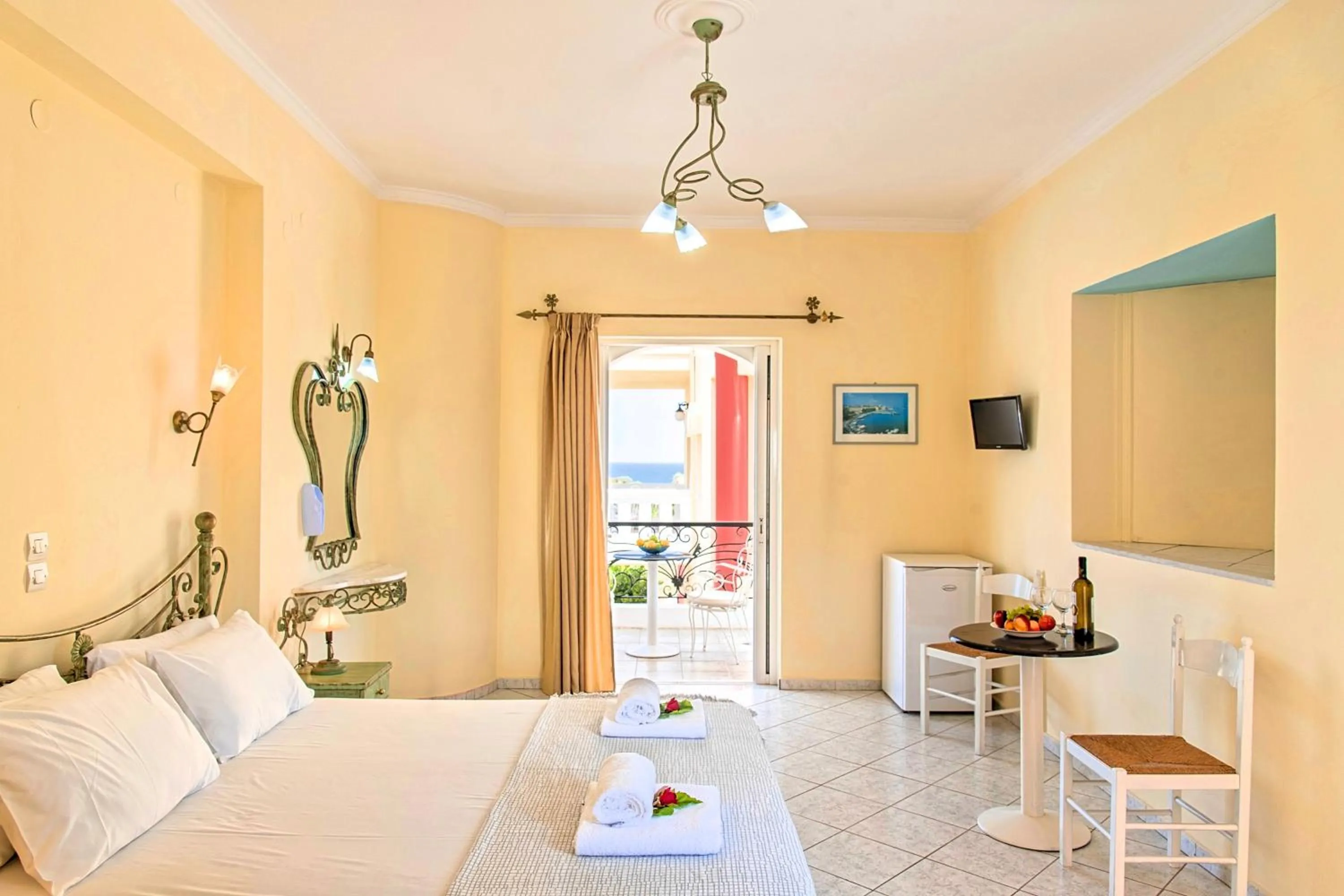 Property building, Bed in Palladion Hotel