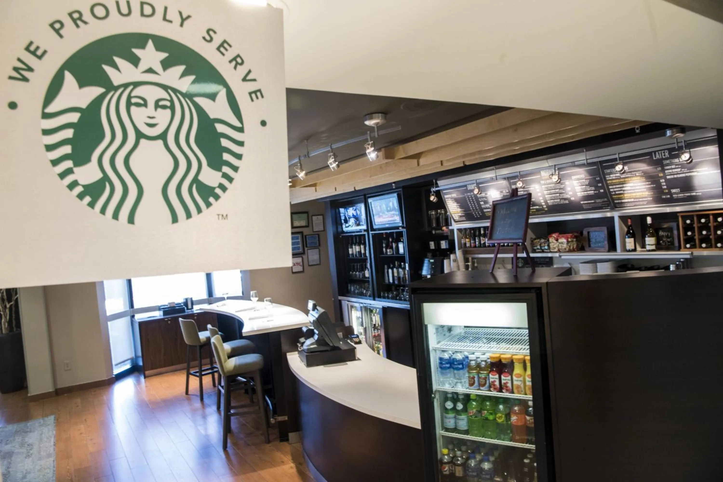 Restaurant/places to eat in Courtyard Shreveport Airport