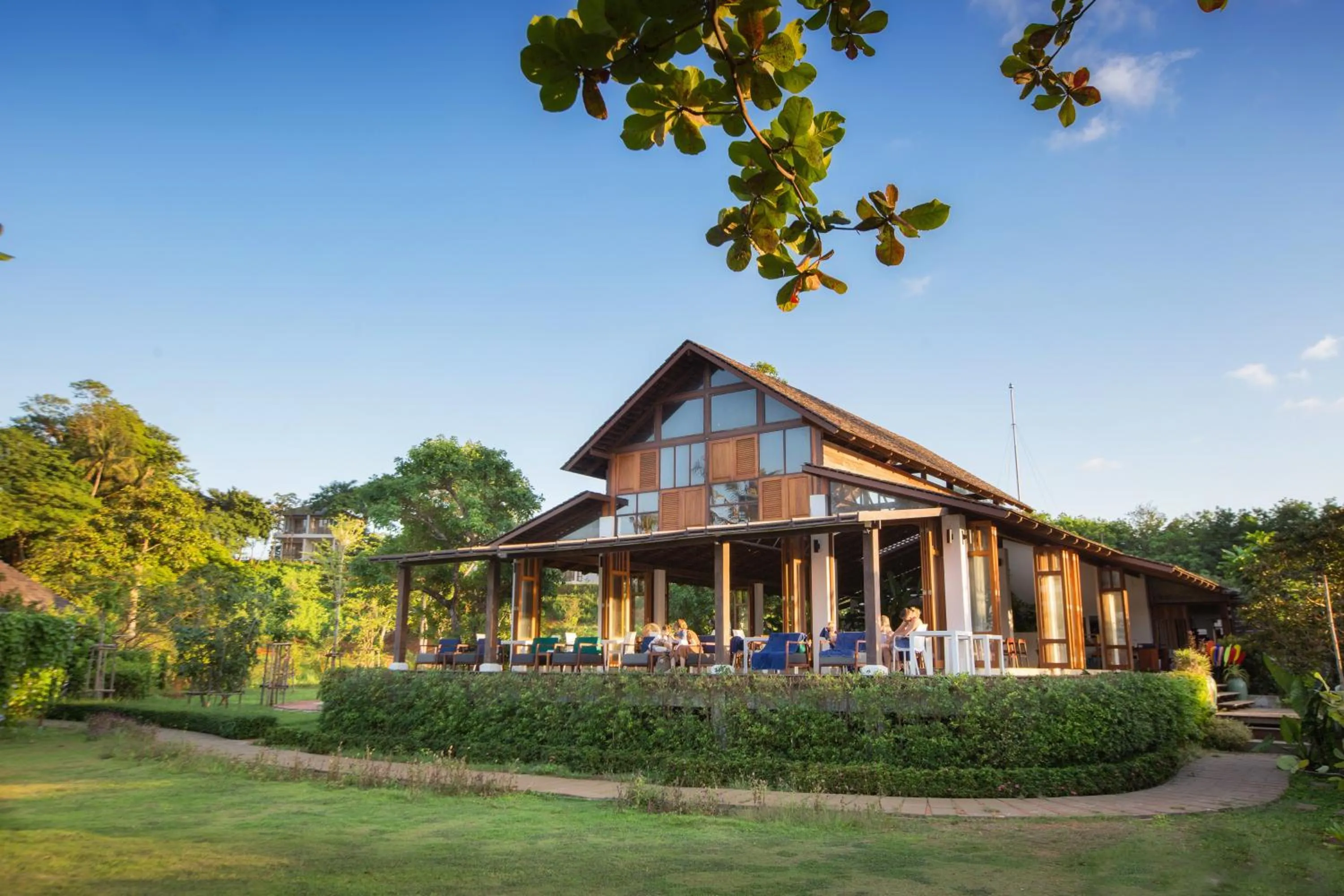 Property building in Mira Montra Resort Koh Mak