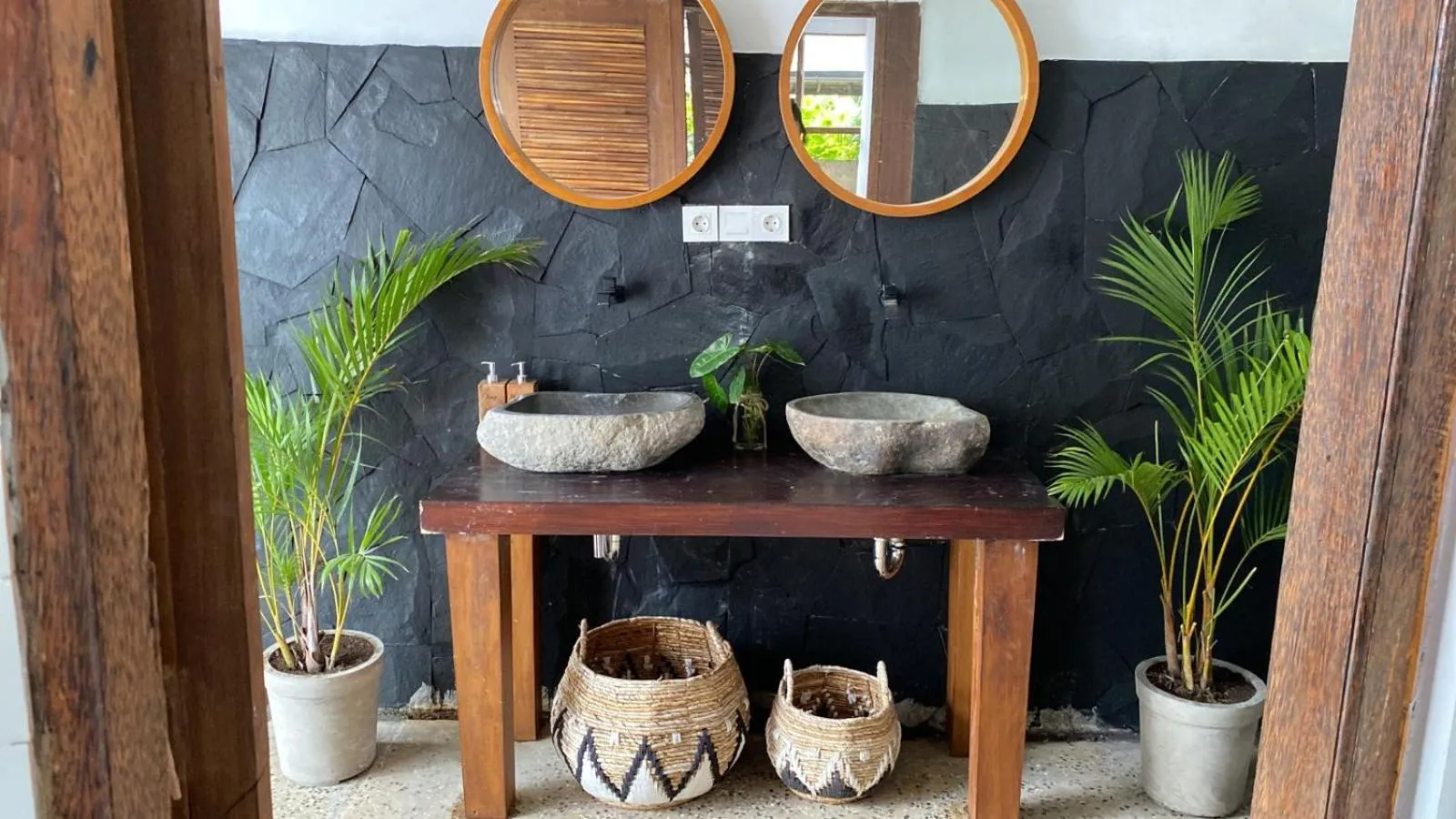 Mangga Wangga Living