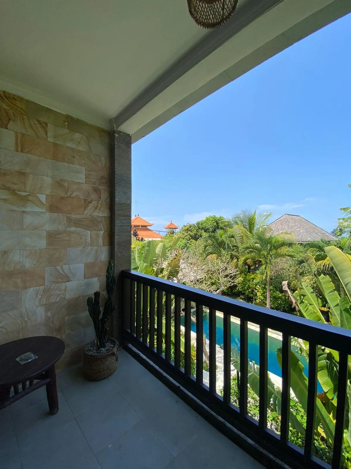 Day in Mangga Wangga Living