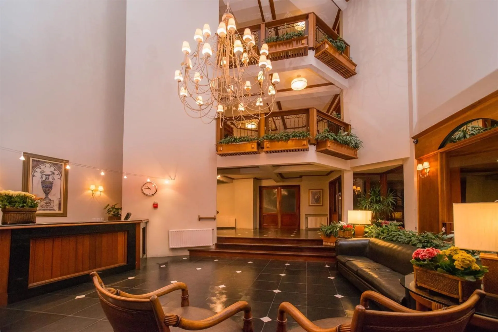 Facade/entrance in Flat Wish Serrano Hotel