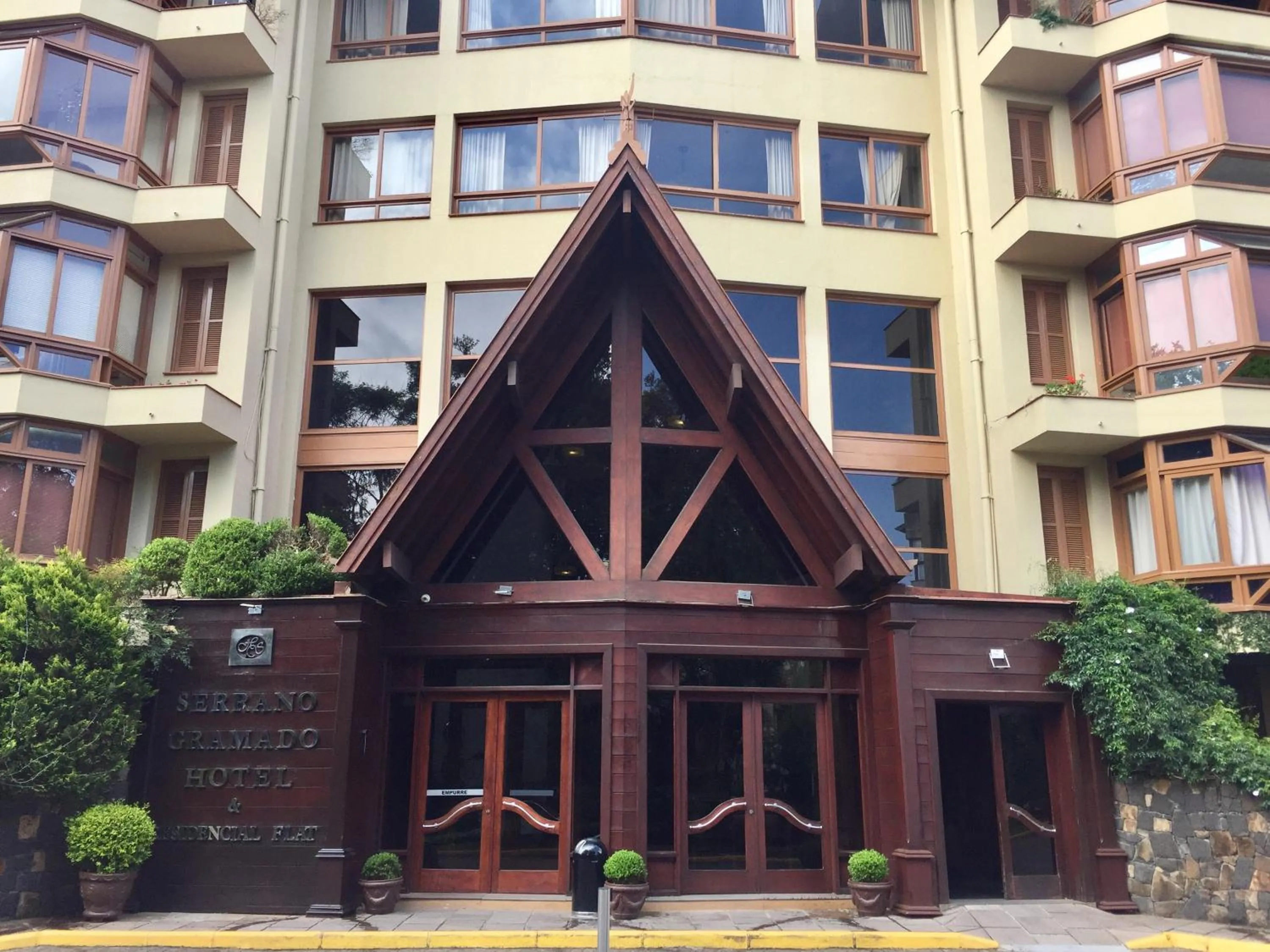 Facade/entrance in Flat Wish Serrano Hotel