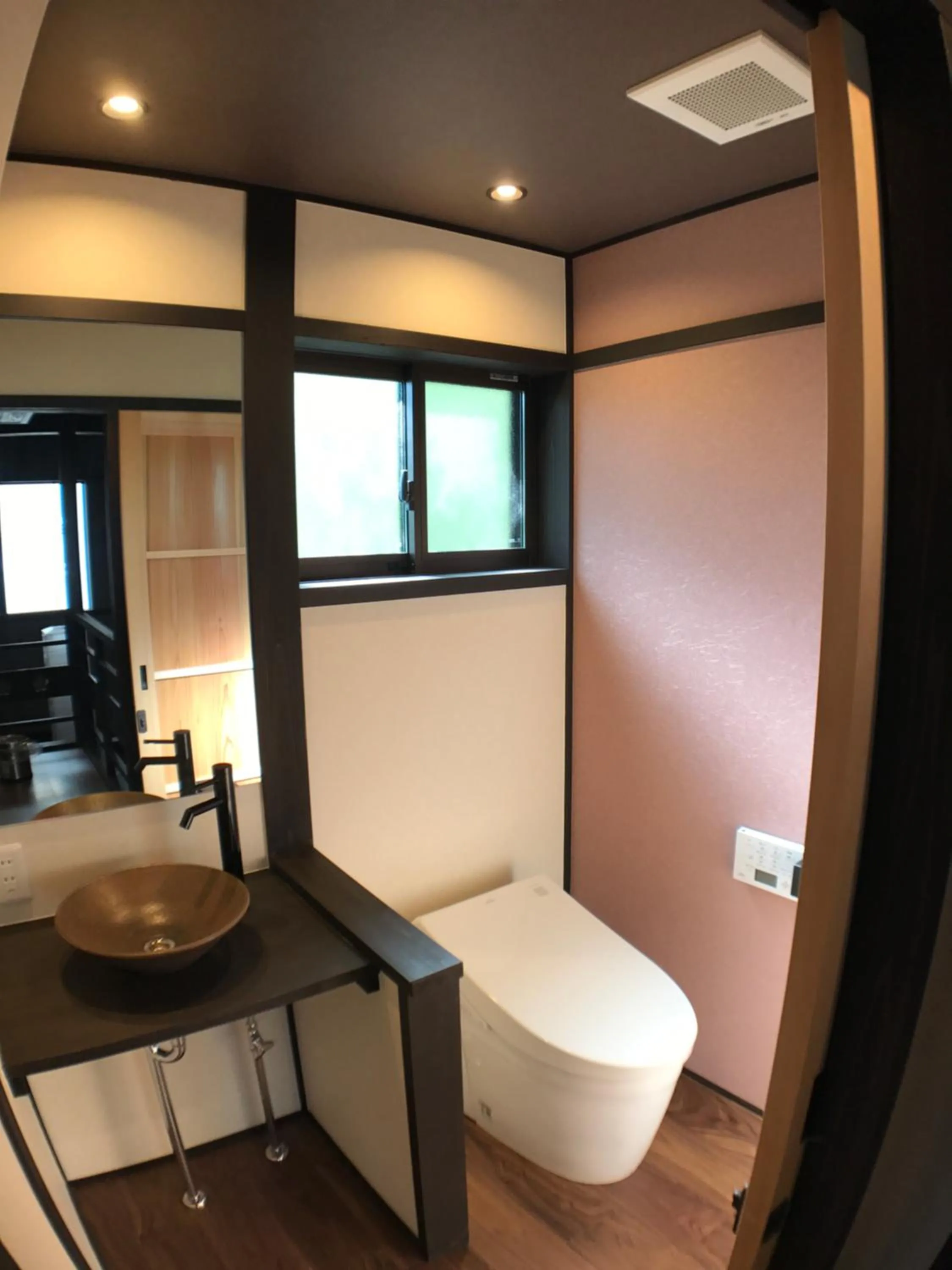 Toilet in Reikaku Yasaka