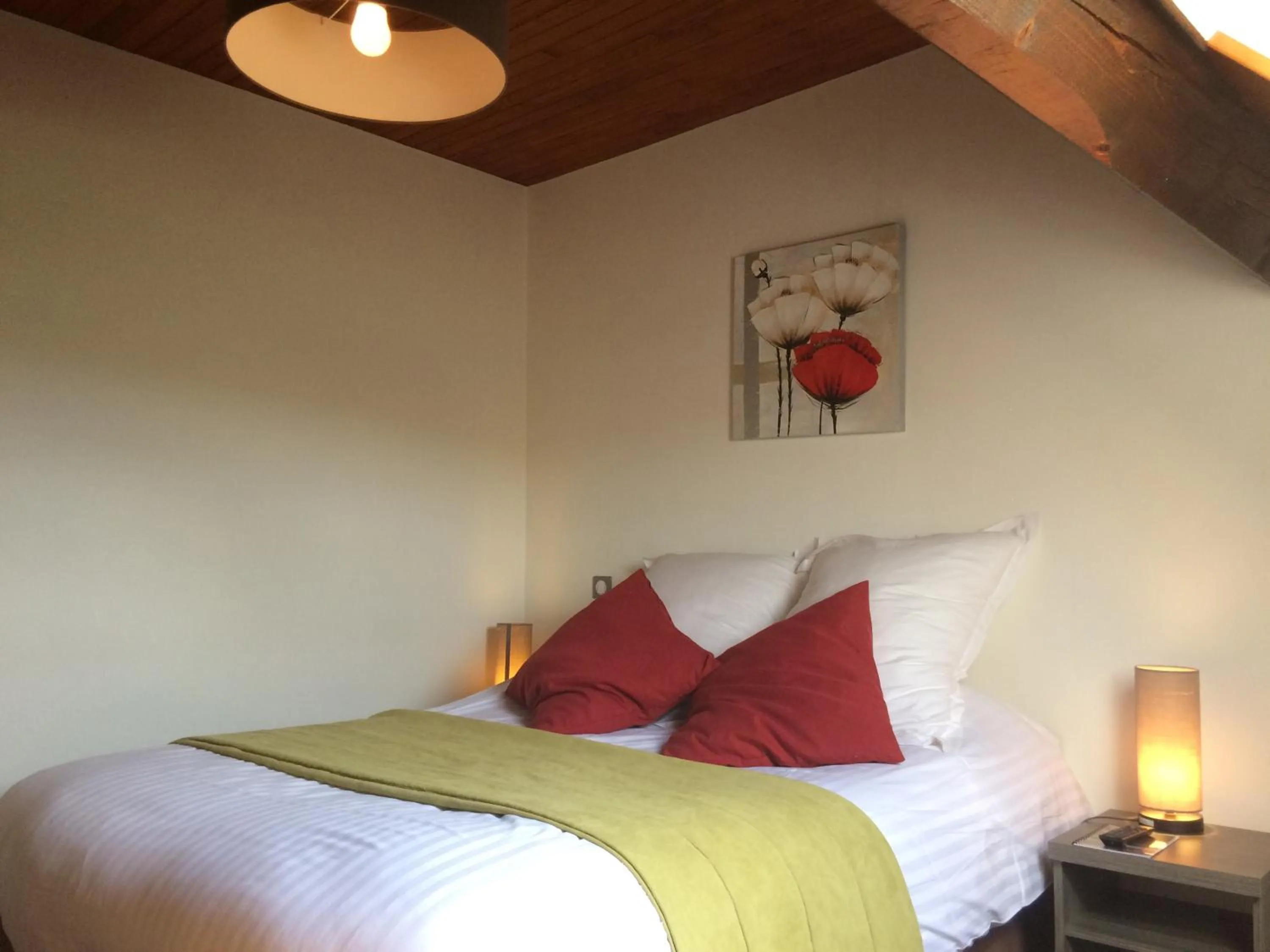 Bed in Auberge de la Petite Ferme, Super-Besse Est, The Originals Relais