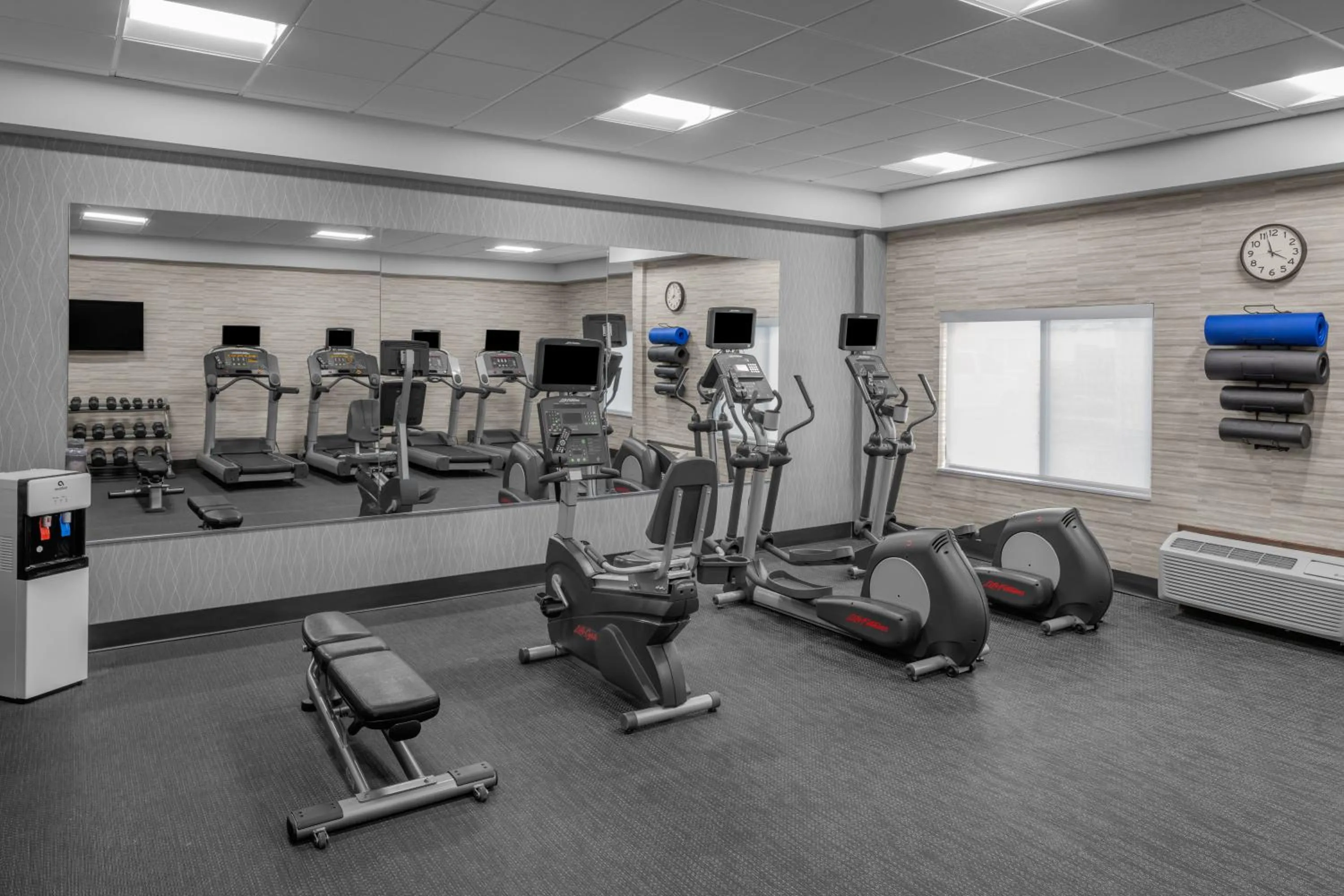 Fitness centre/facilities in Courtyard by Marriott Salt Lake City Sandy