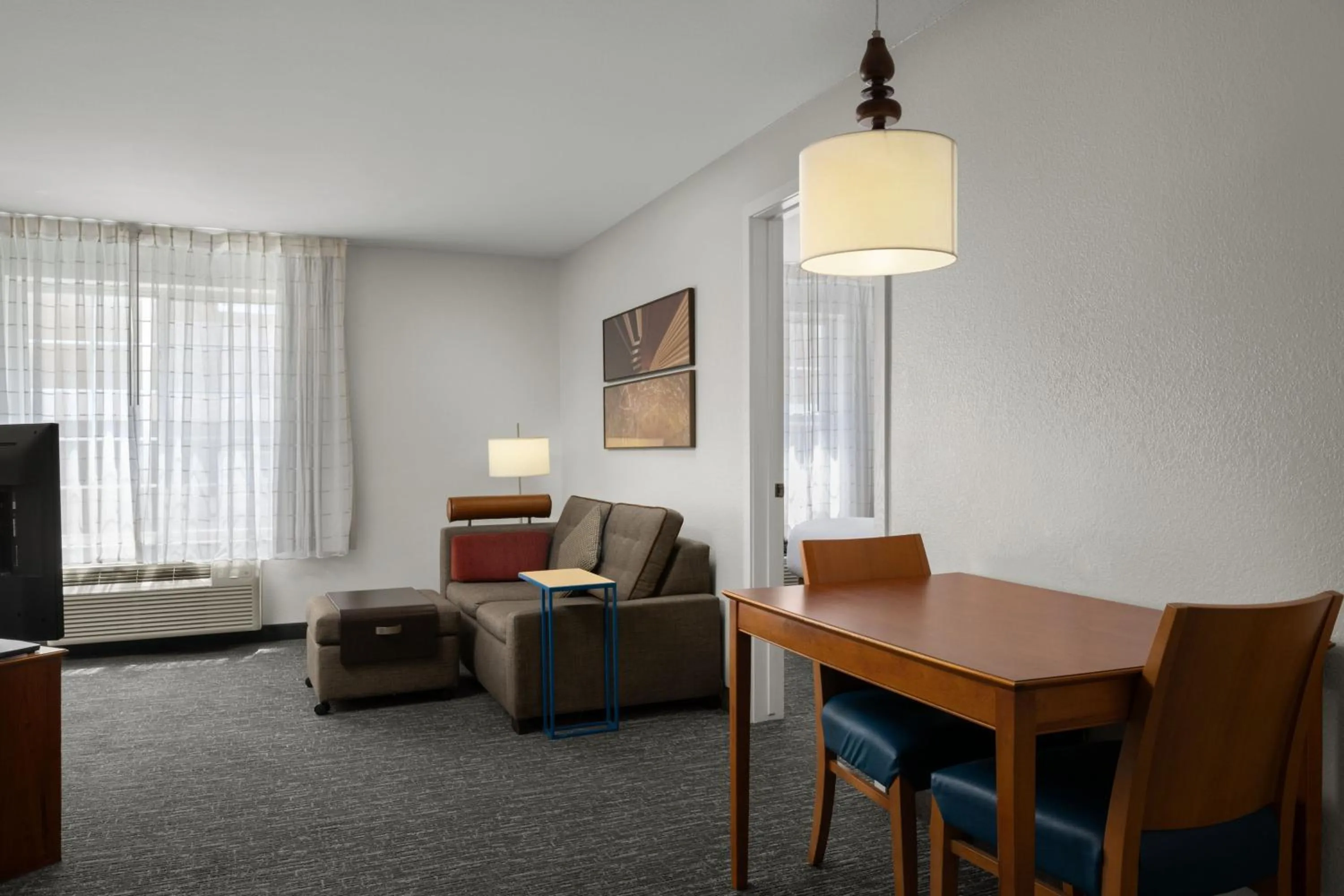 Living room in TownePlace Suites Salt Lake City Layton