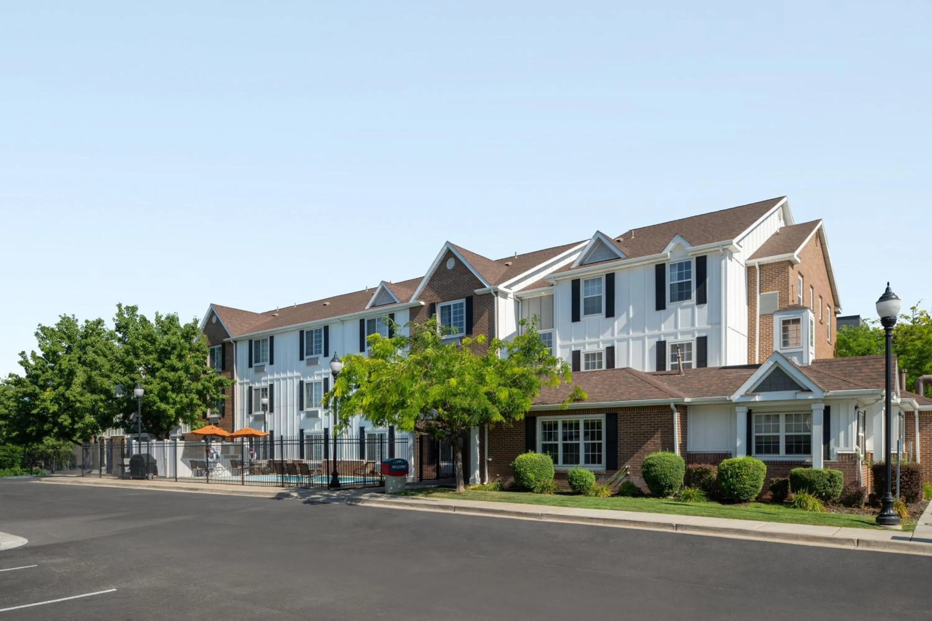 Property building in TownePlace Suites Salt Lake City Layton