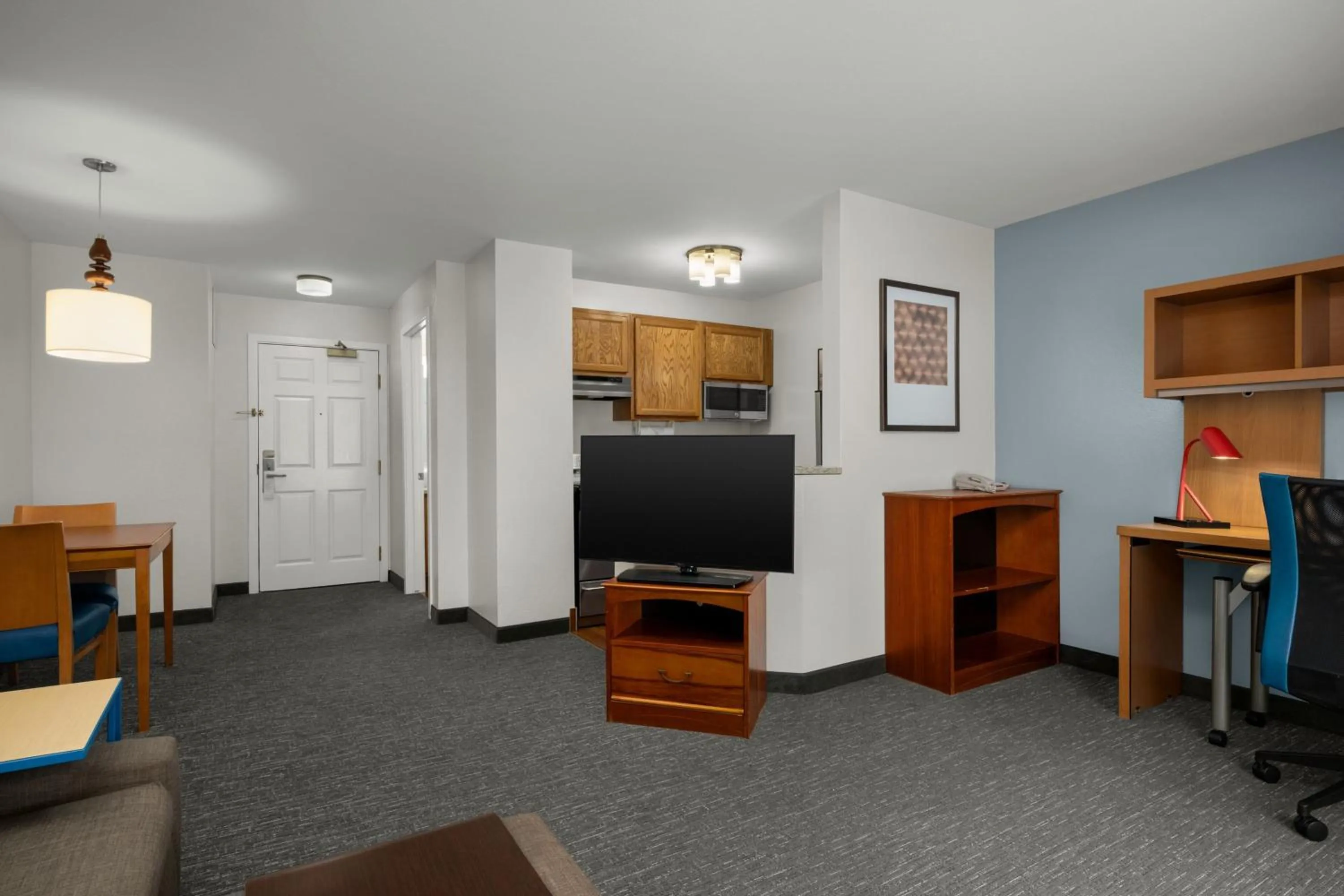 Bedroom in TownePlace Suites Salt Lake City Layton