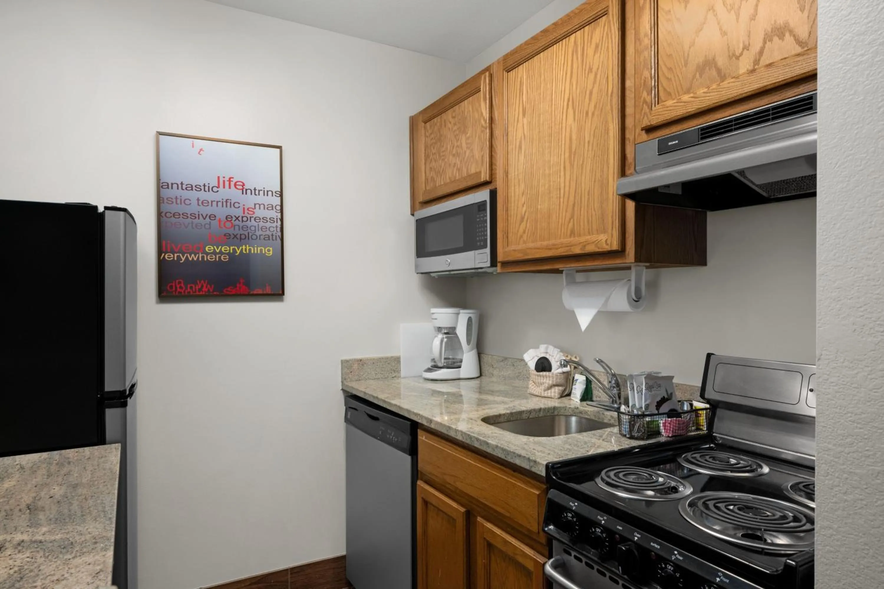 Kitchen or kitchenette in TownePlace Suites Salt Lake City Layton