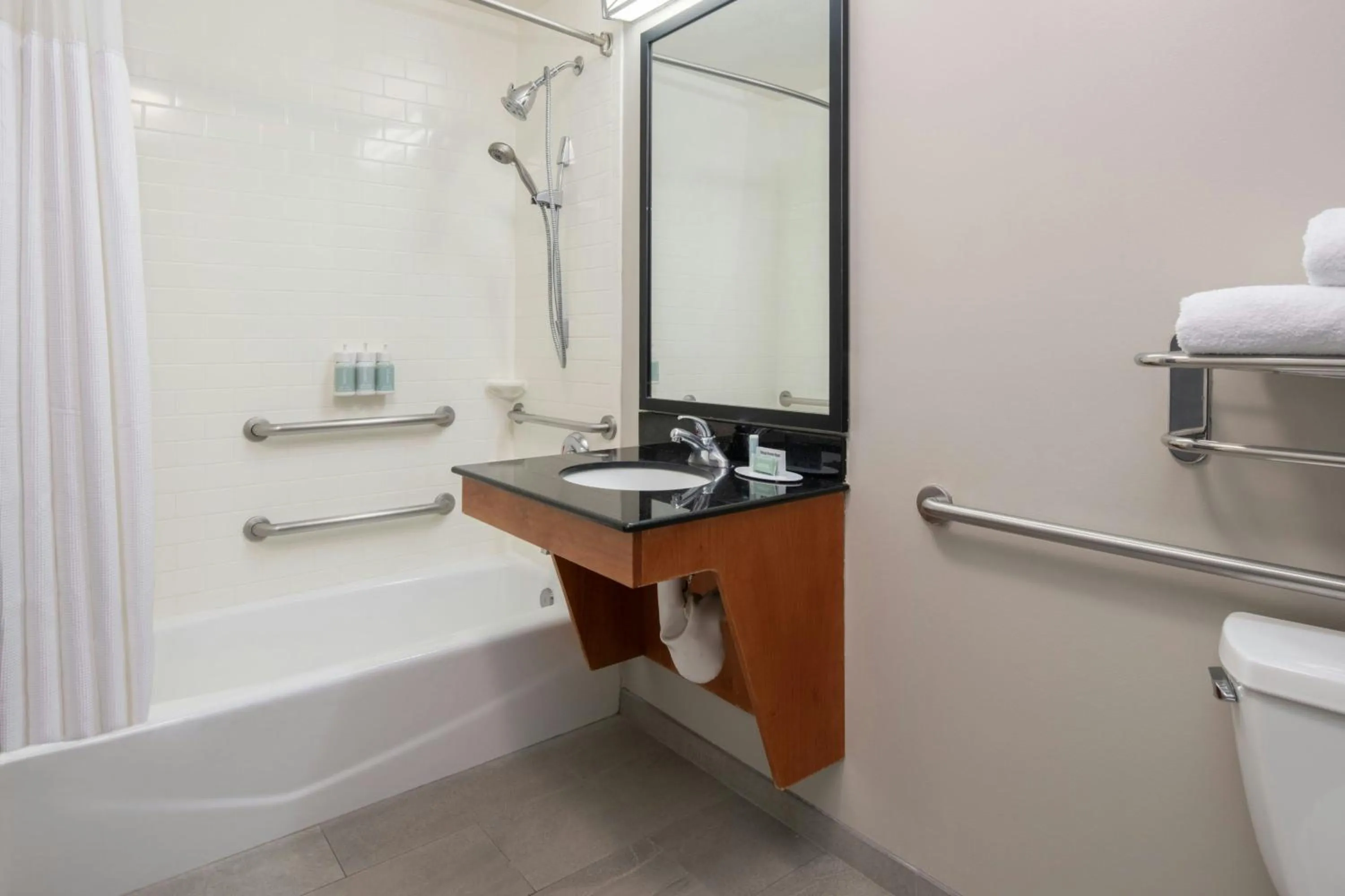 Bathroom in Fairfield Inn & Suites Santa Maria