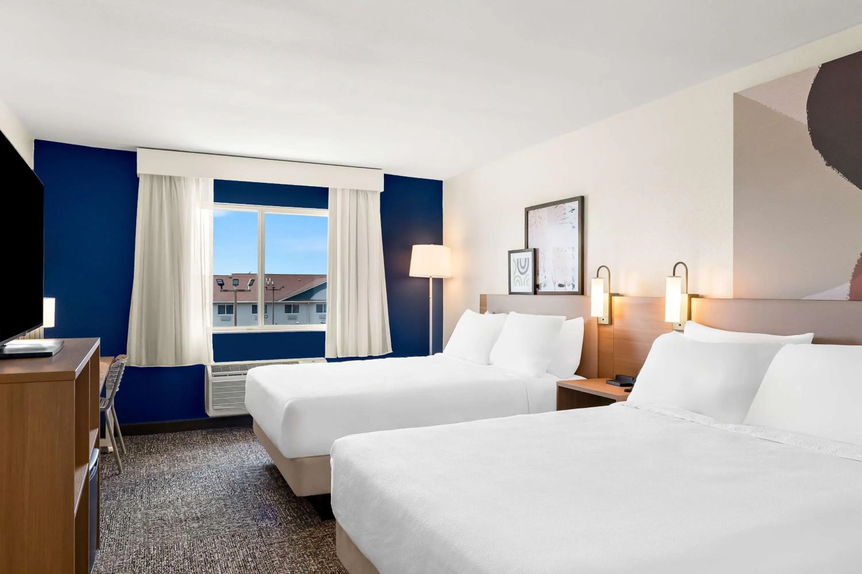 Bed in Spark by Hilton Springfield Southwest