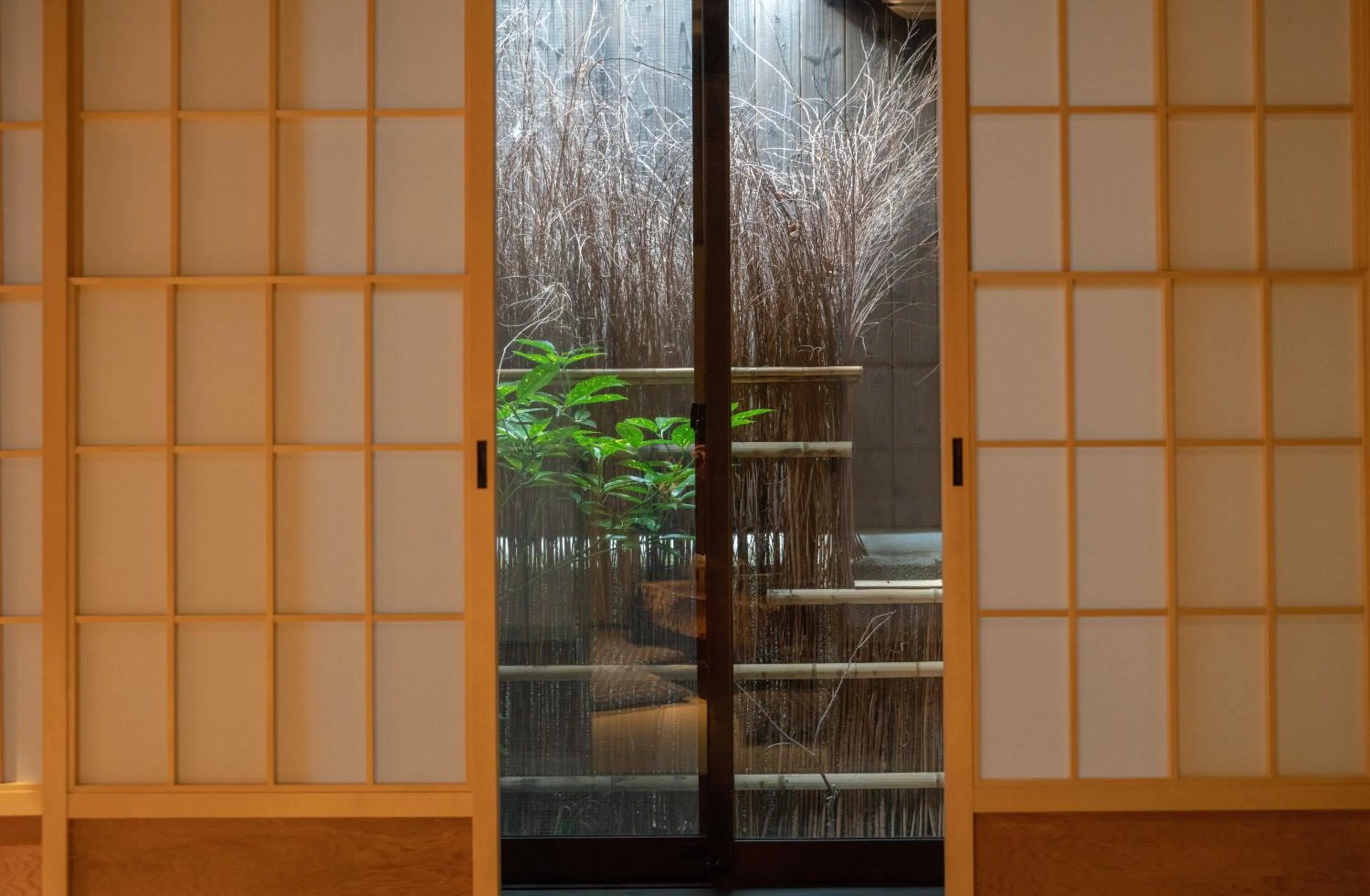 Garden view in Reikaku Kiyomizu Gojo