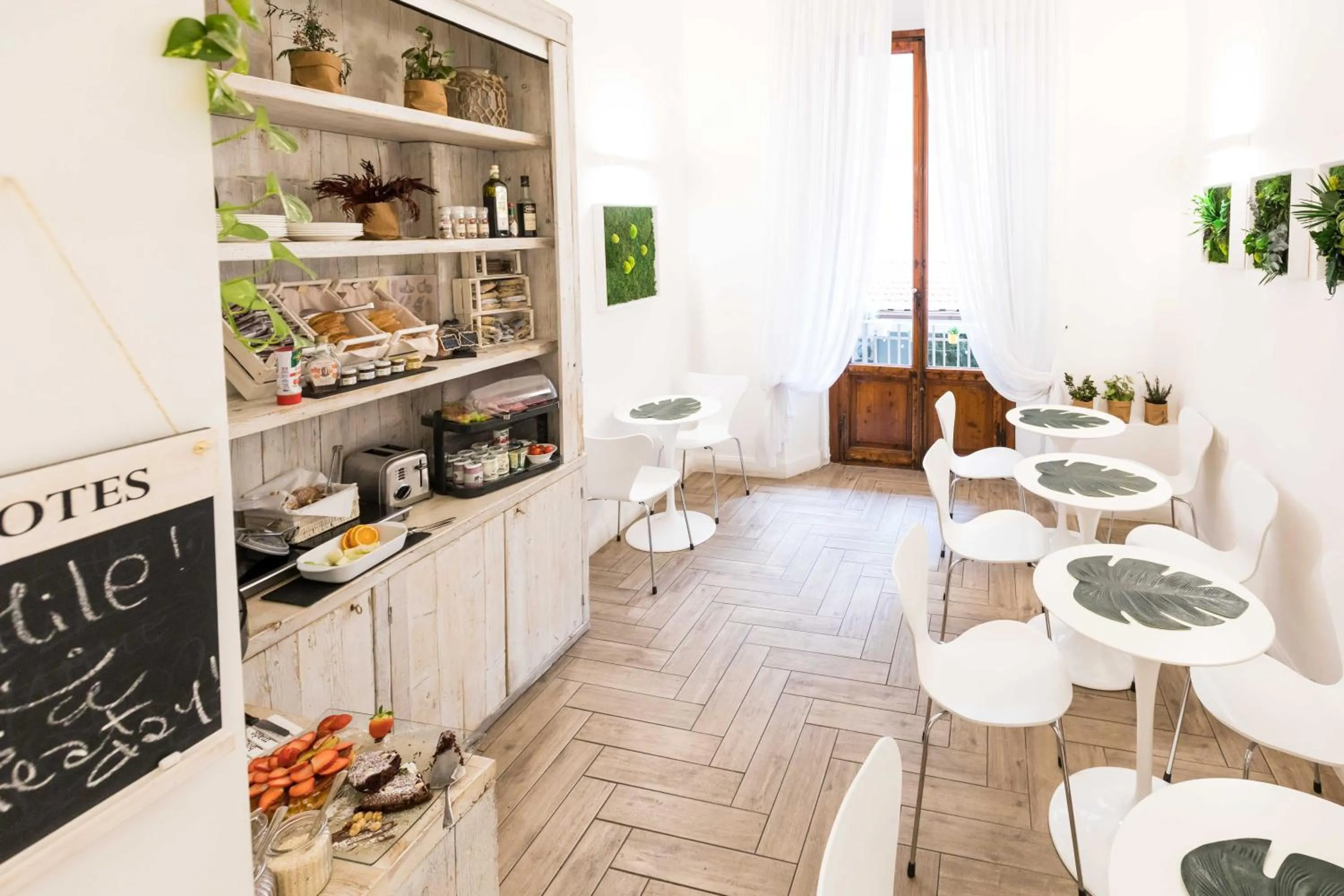 Continental breakfast in Eco Urban B&B