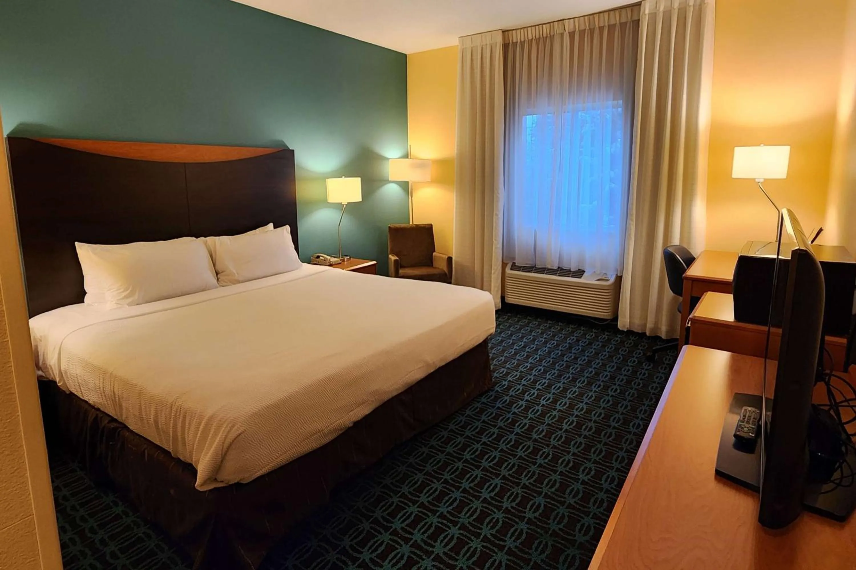 Photo of the whole room, Bed in AmericInn by Wyndham St Cloud MN Shopping Area