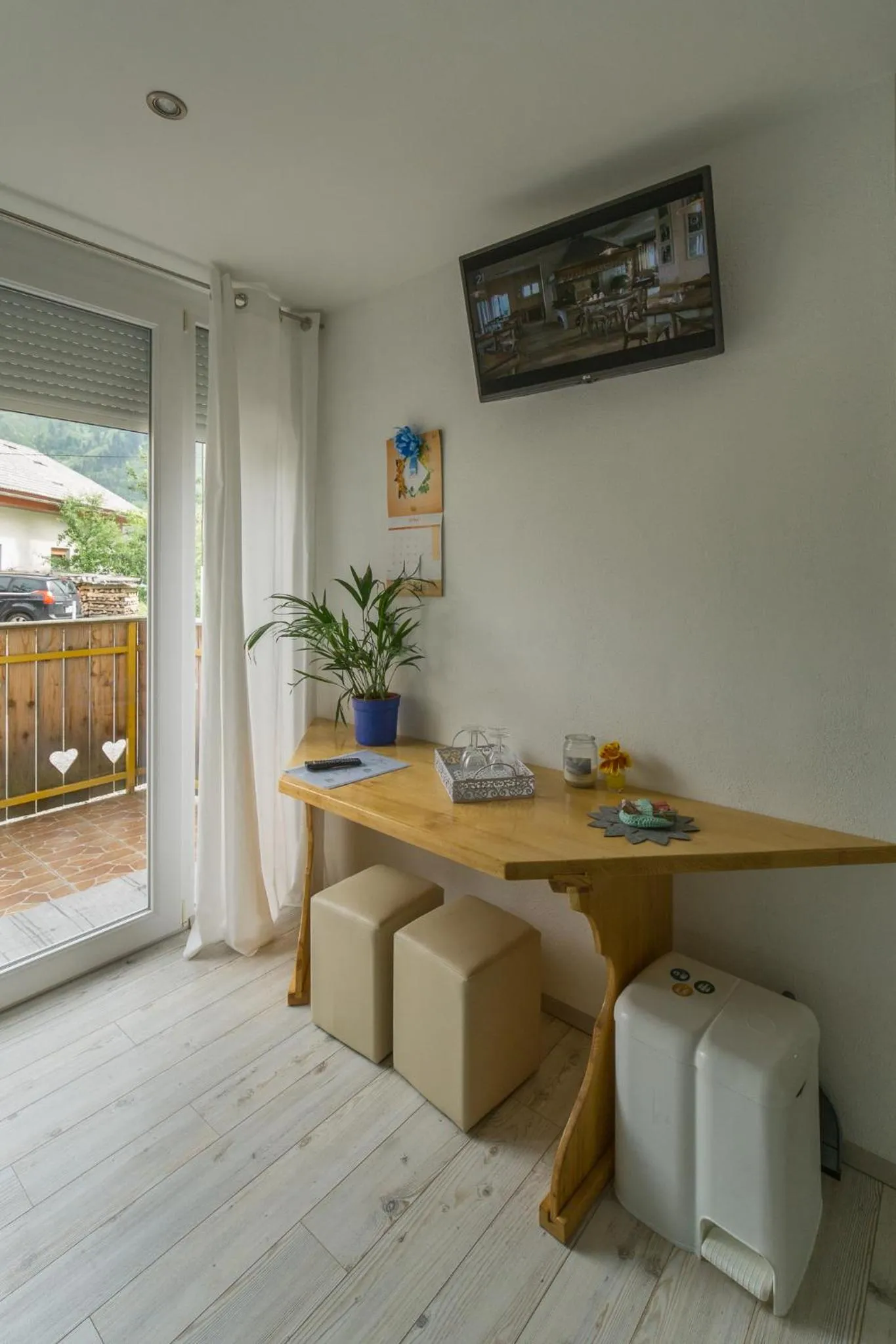 TV and multimedia in Aparthotel Pr' Jakapč'