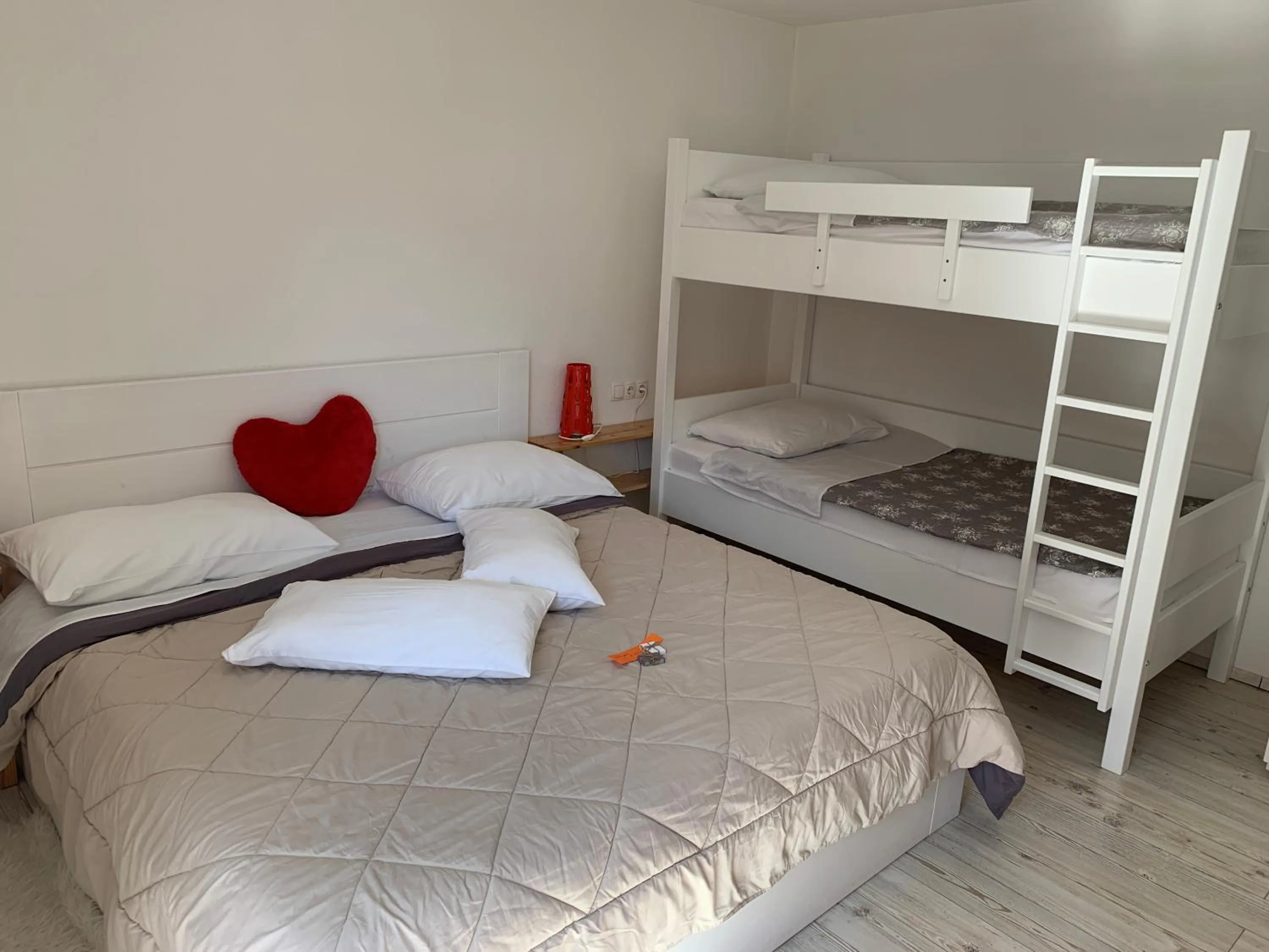 Bed in Aparthotel Pr' Jakapč'