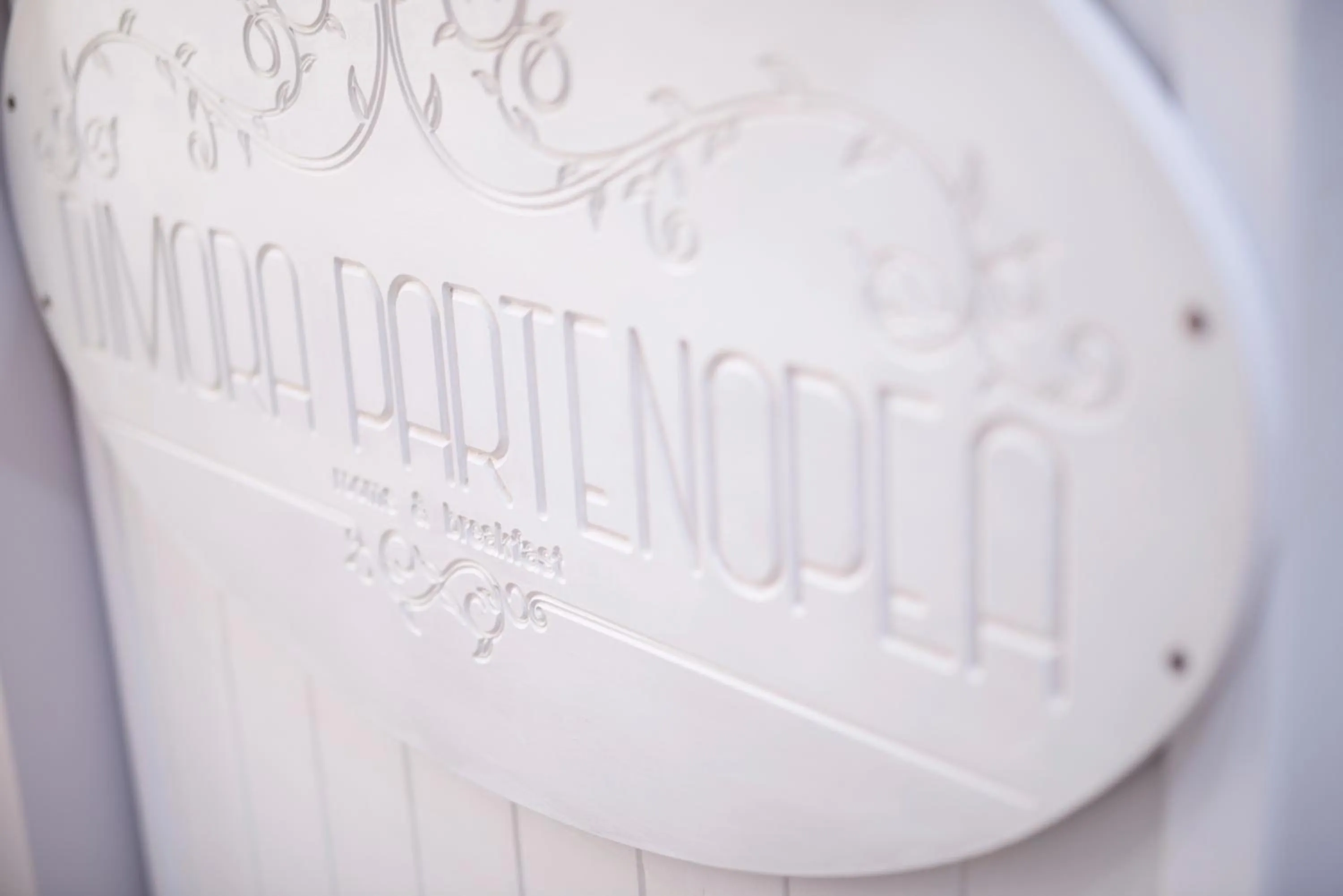 Logo/Certificate/Sign in Dimora Partenopea