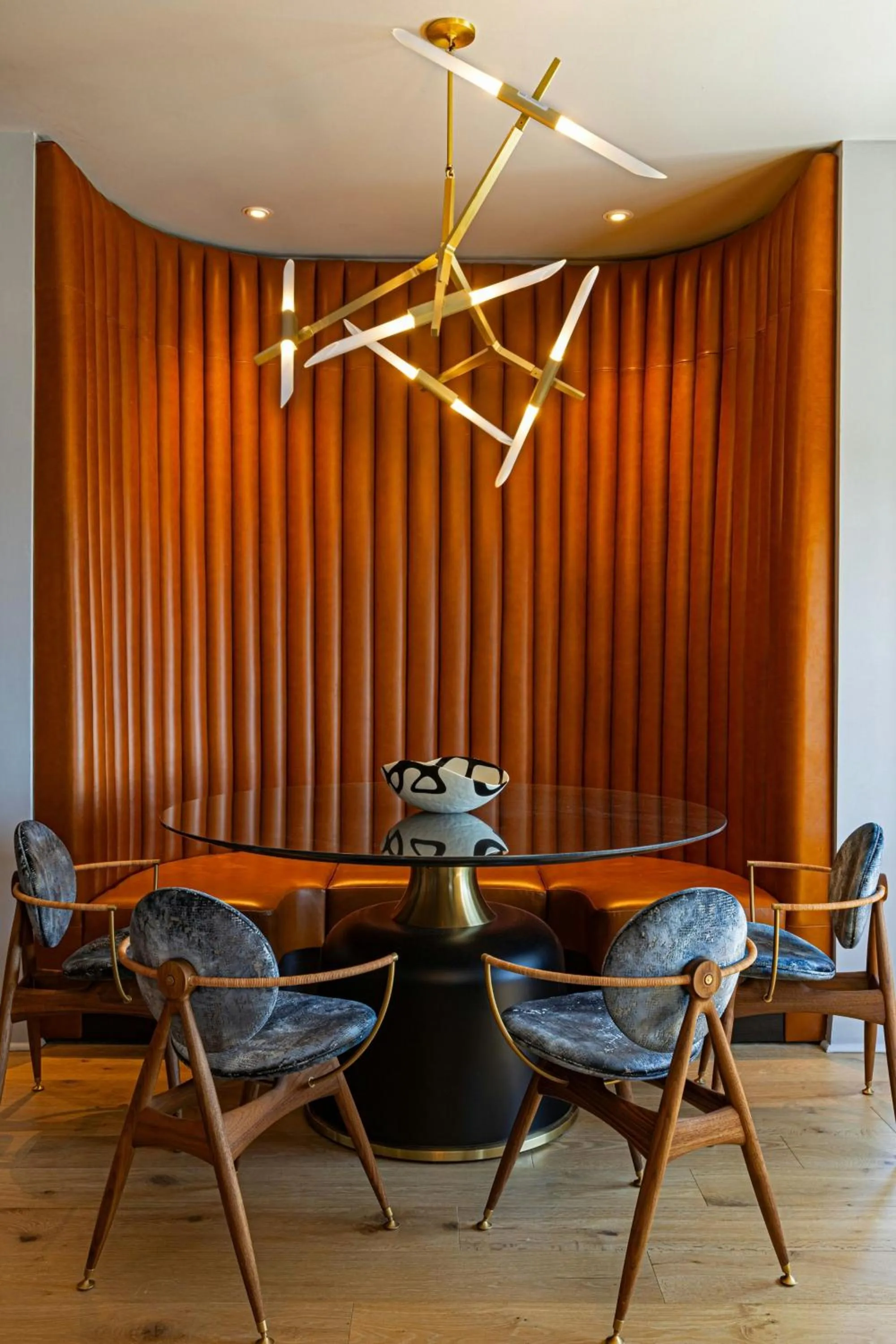 Photo of the whole room in W Austin