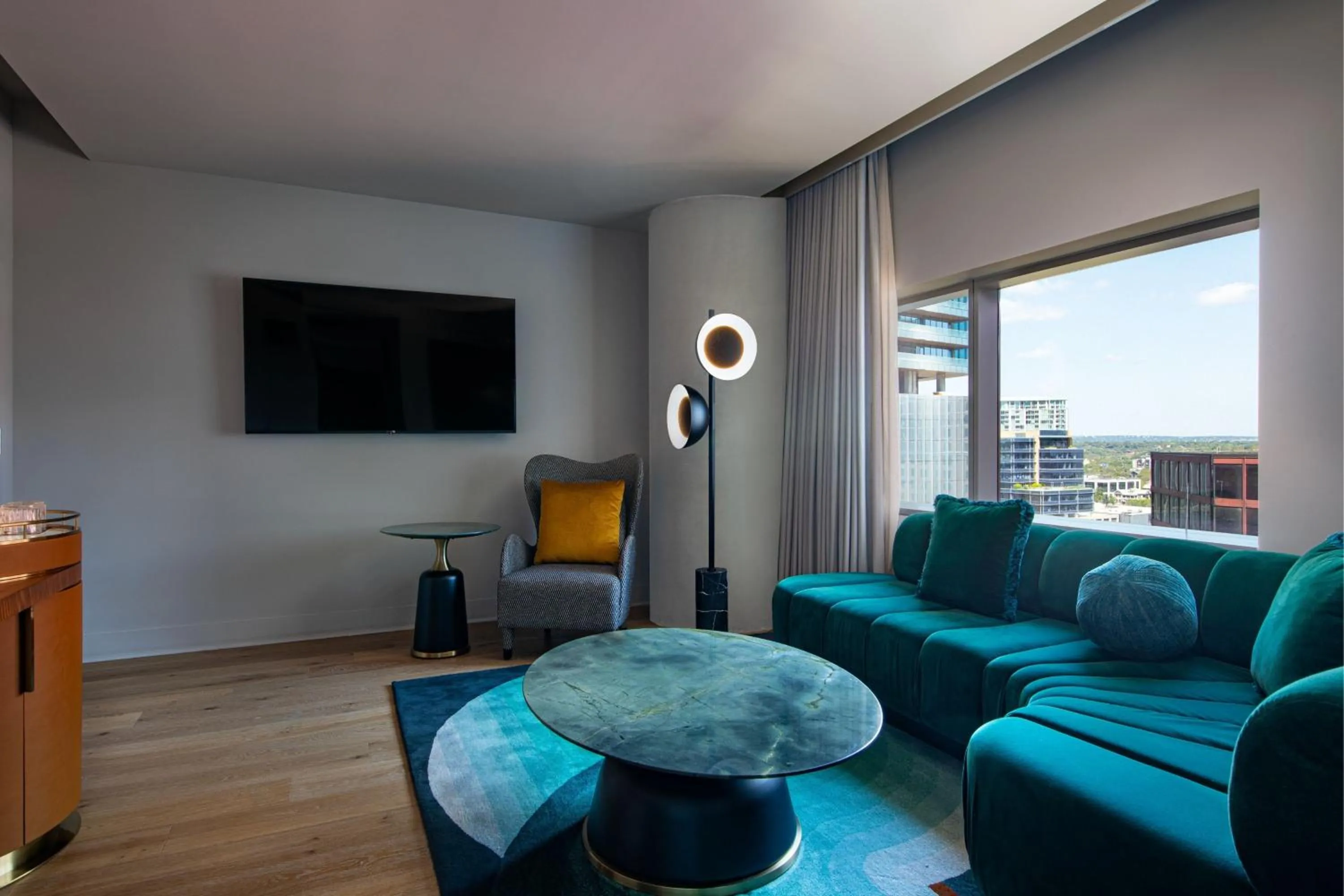 Photo of the whole room in W Austin