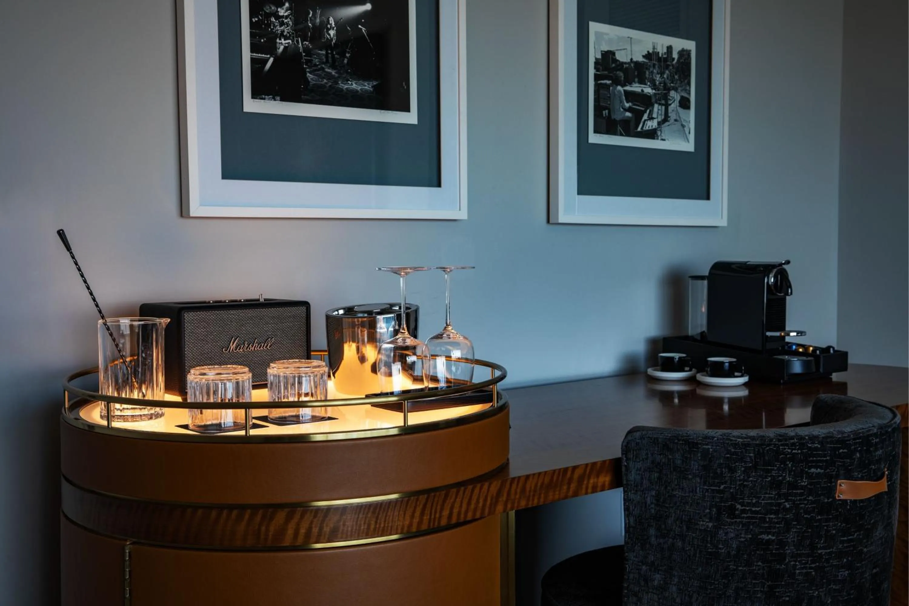 Photo of the whole room in W Austin