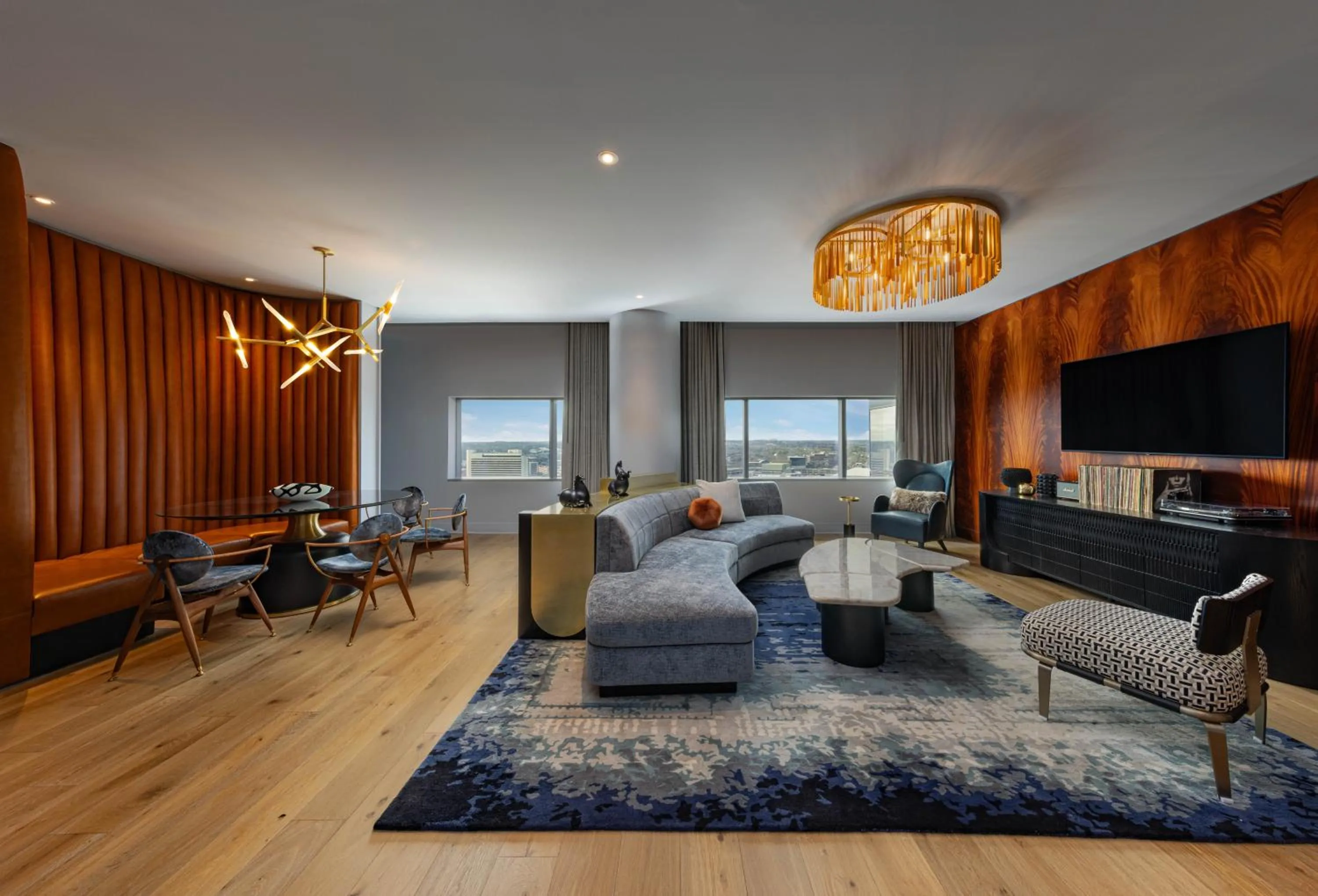 TV and multimedia in W Austin