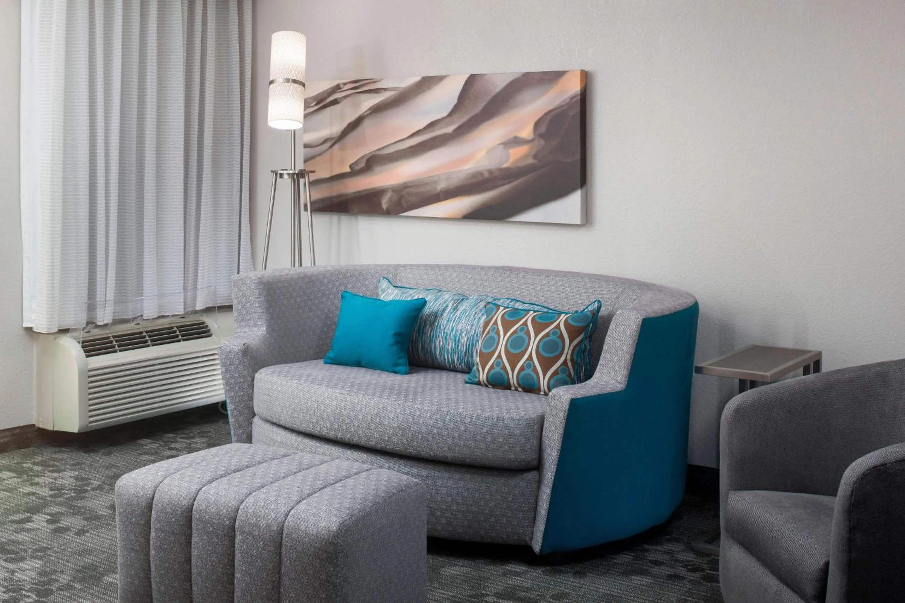 Bedroom in Courtyard Tuscaloosa