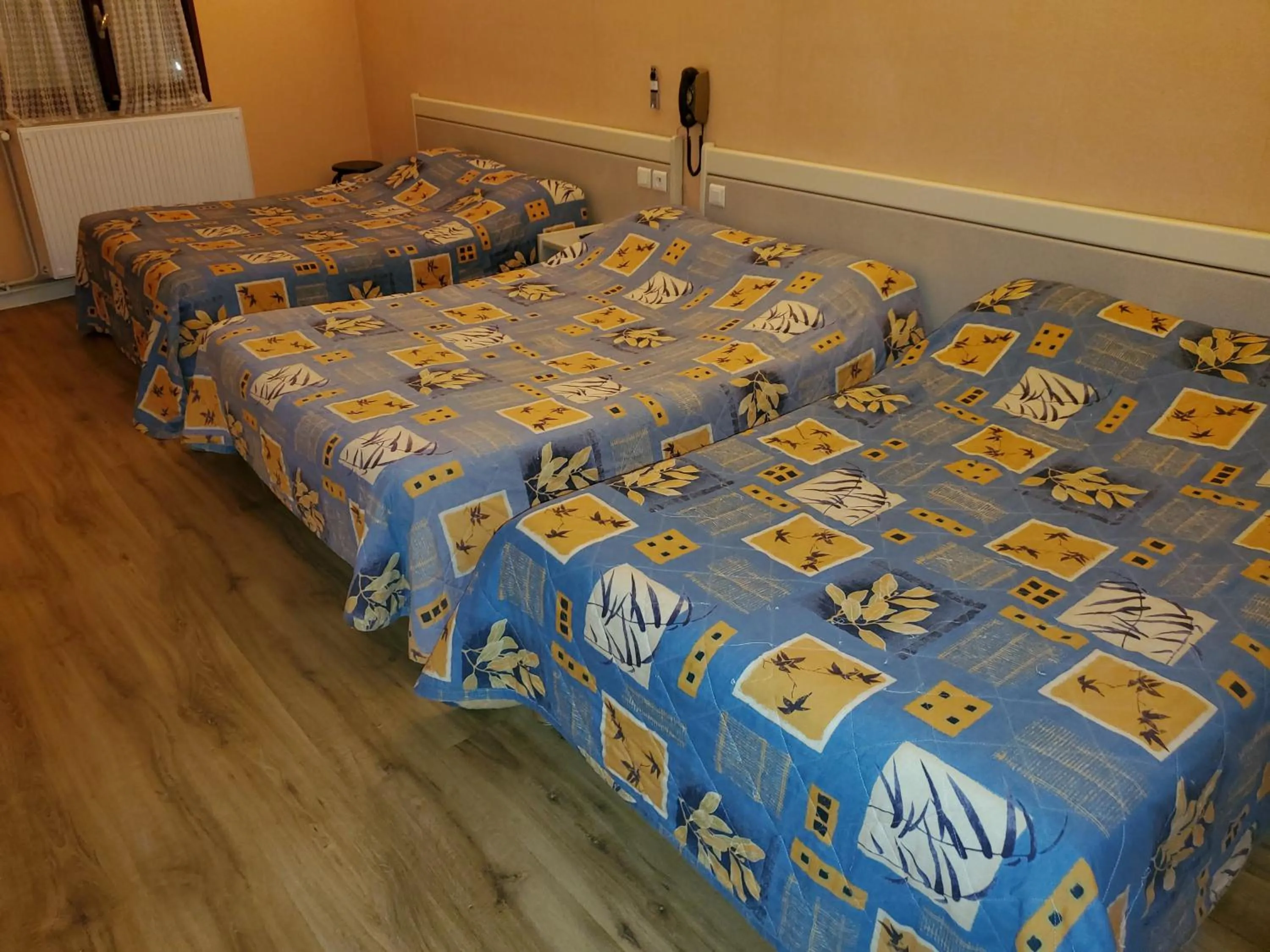 Property building in Hotel des Voyageurs