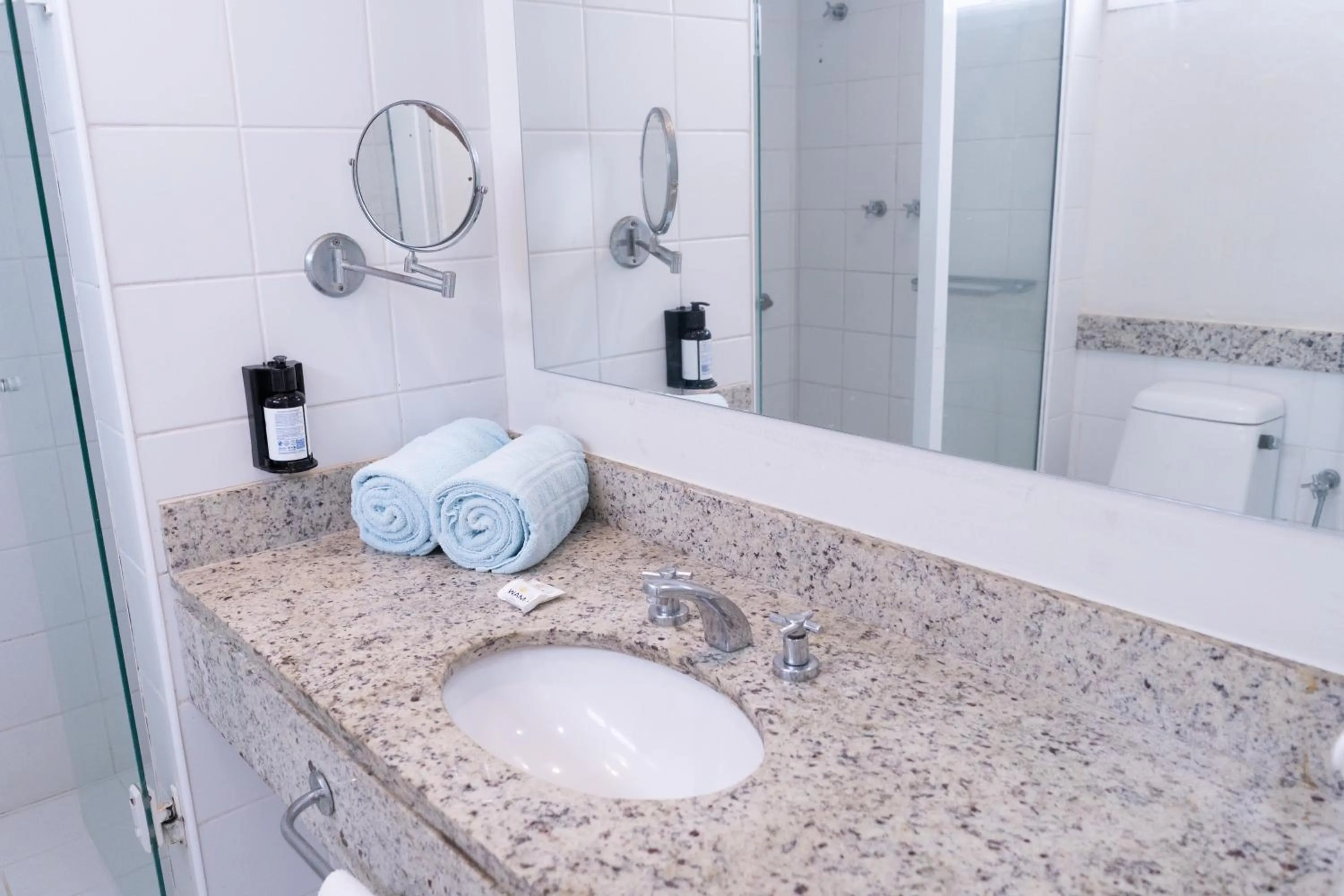 Bathroom in Búzios Beach Resort by WAM Experience