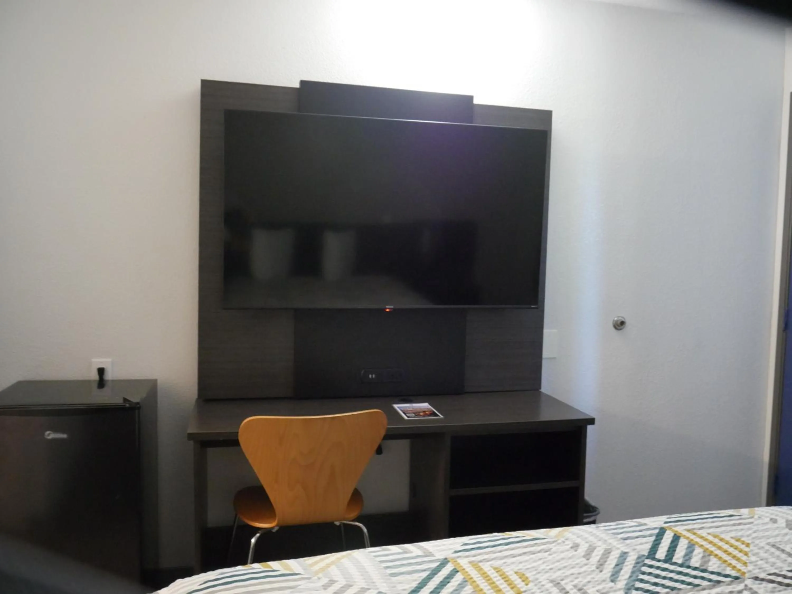 Bed in Motel 6-Sacramento, CA - South Sacramento and Elk Grove