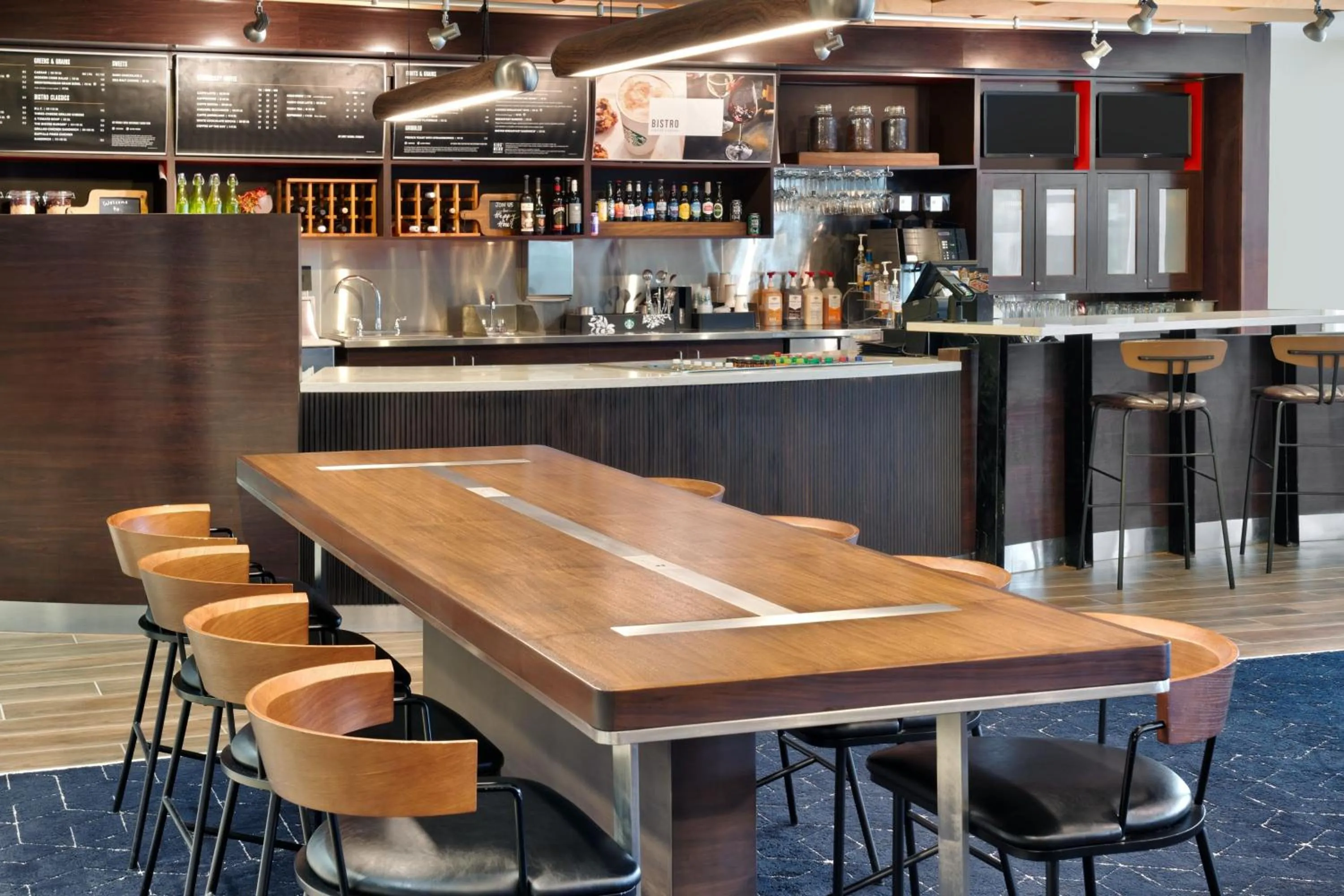 Restaurant/places to eat in Courtyard by Marriott Johnson City