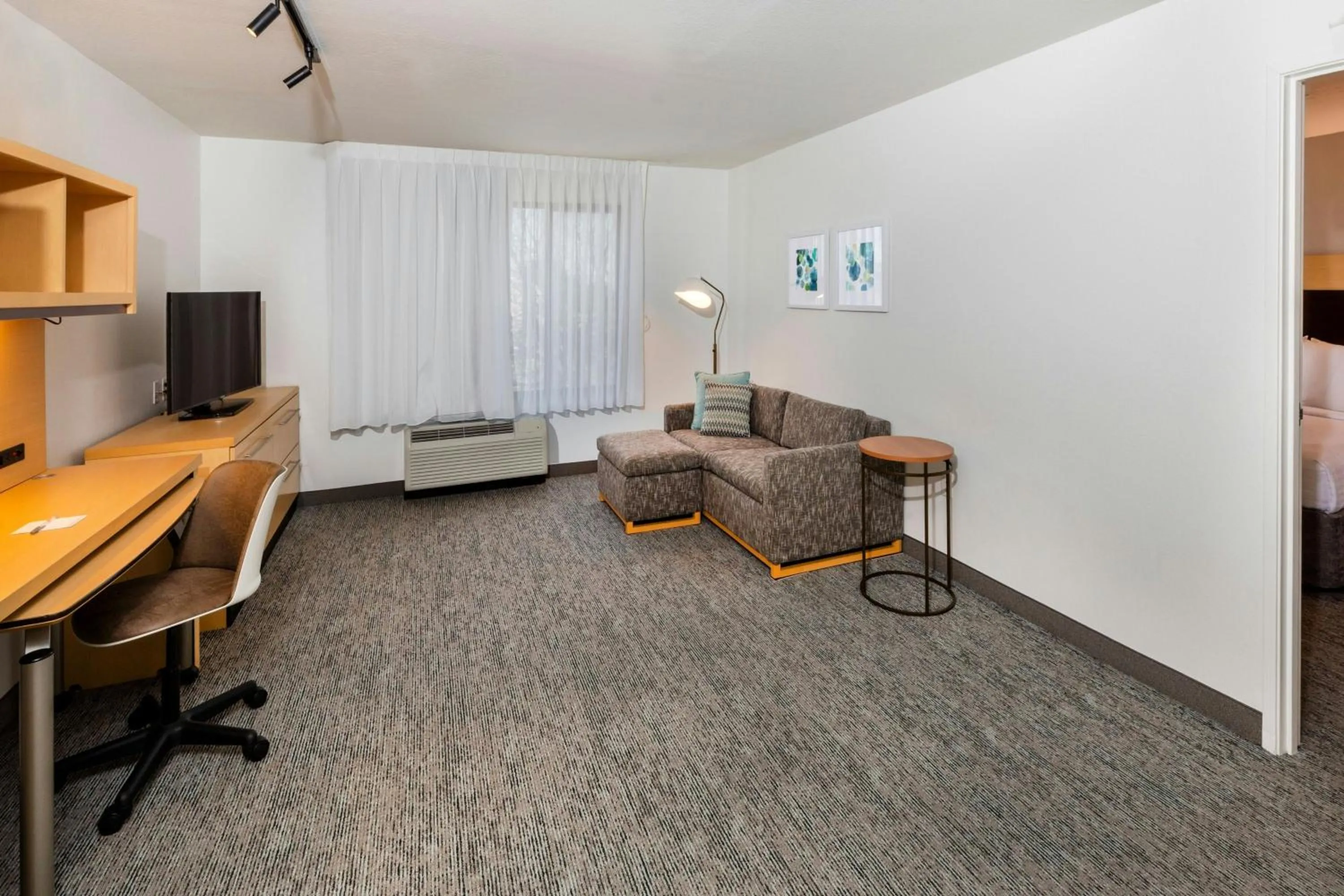 Bedroom in TownePlace Suites by Marriott Tulsa Broken Arrow