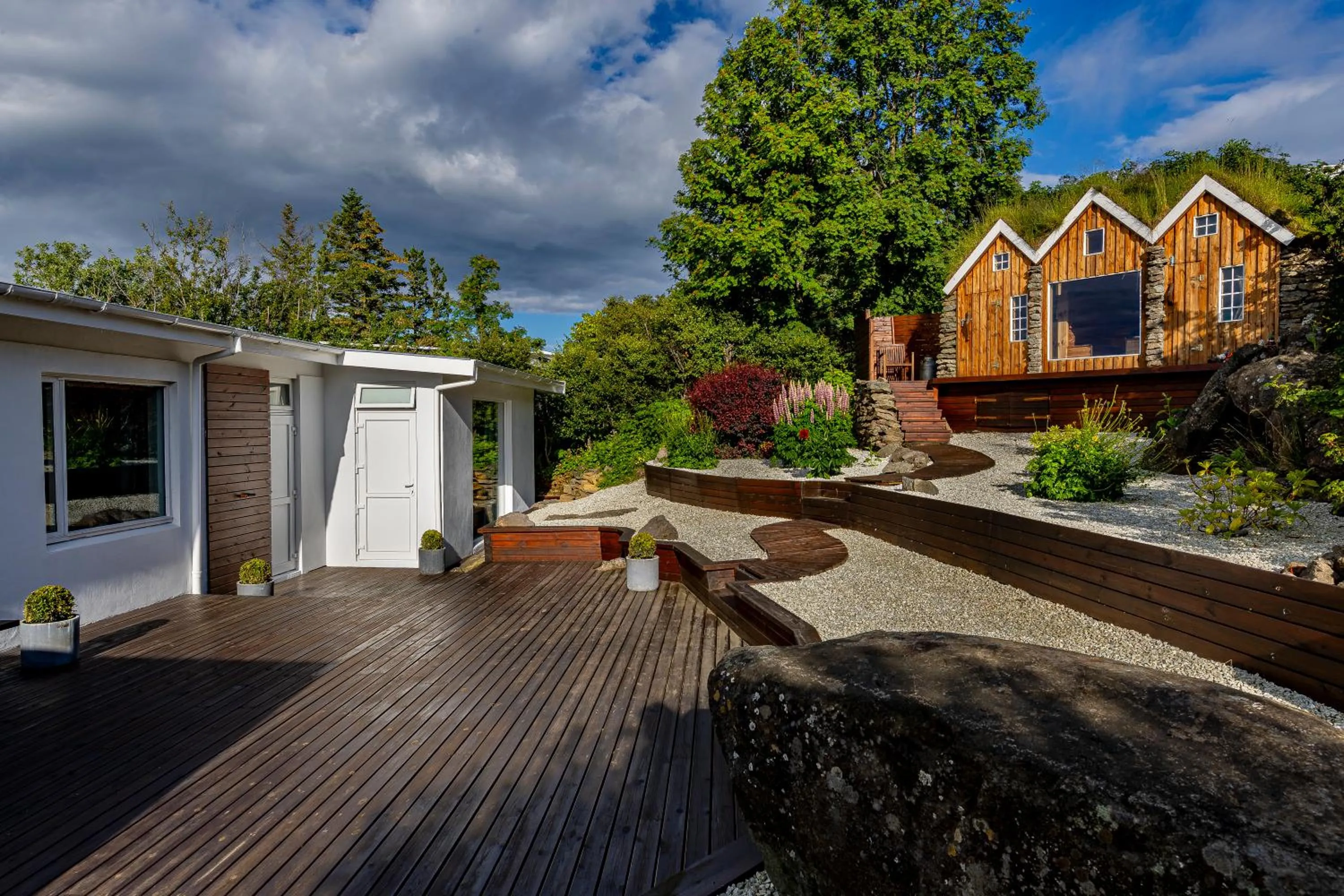 Property building in ICELAND SJF Villa, Hot tub & Outdoor Sauna Amazing Mountains and City View Over Reykjavík