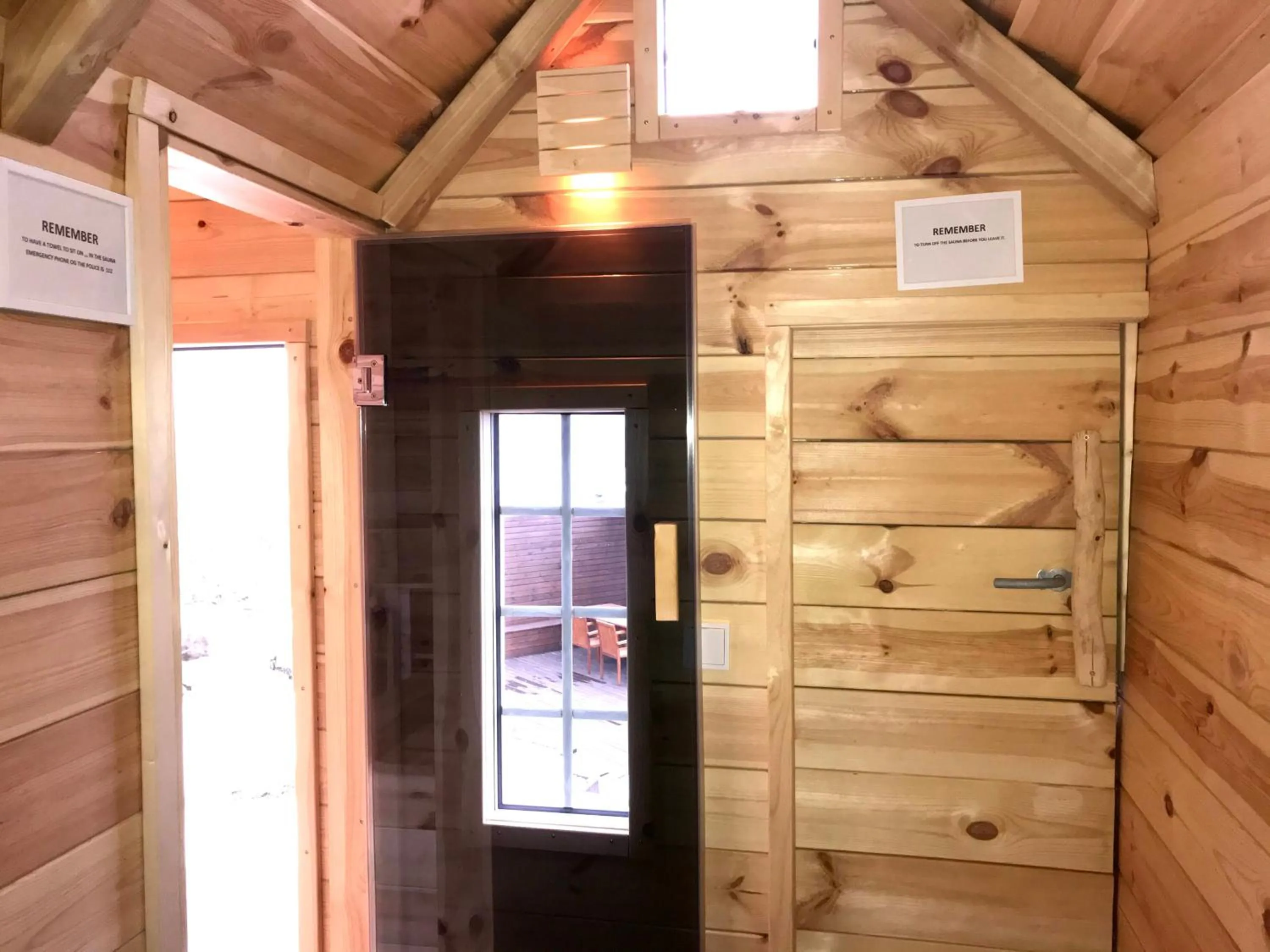 Activities in ICELAND SJF Villa, Hot tub & Outdoor Sauna Amazing Mountains and City View Over Reykjavík