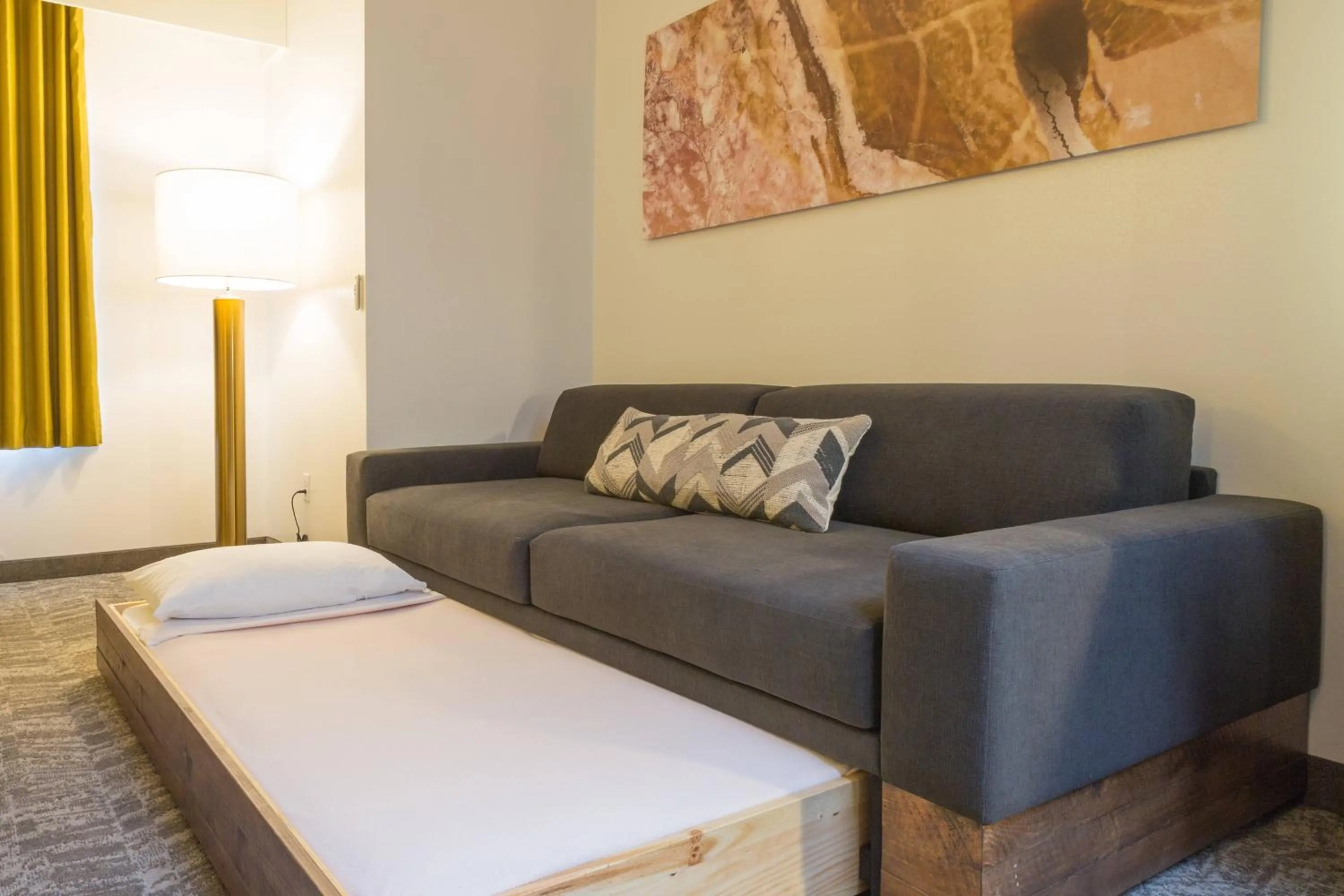 Bedroom, Bed in SpringHill Suites Quakertown Pennsylvania