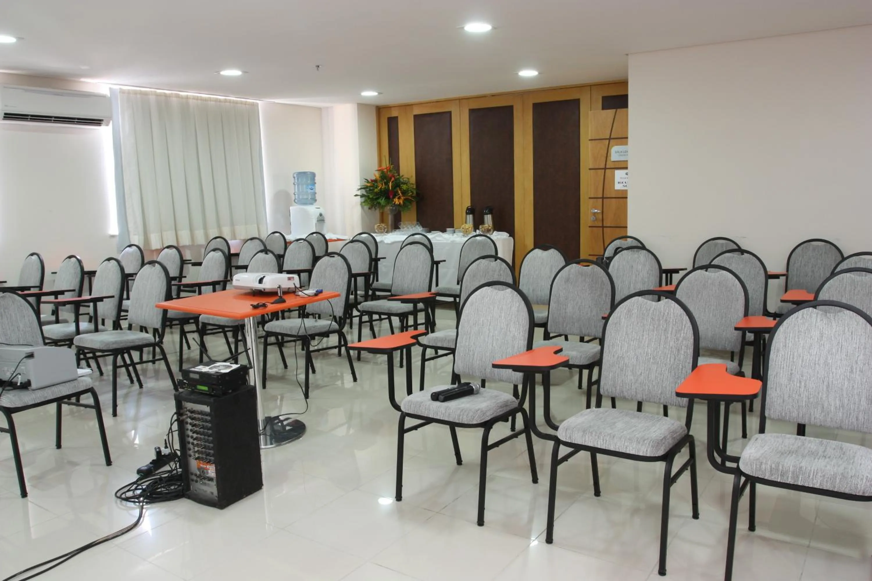 Meeting/conference room in Stop Way Hotel São Luís