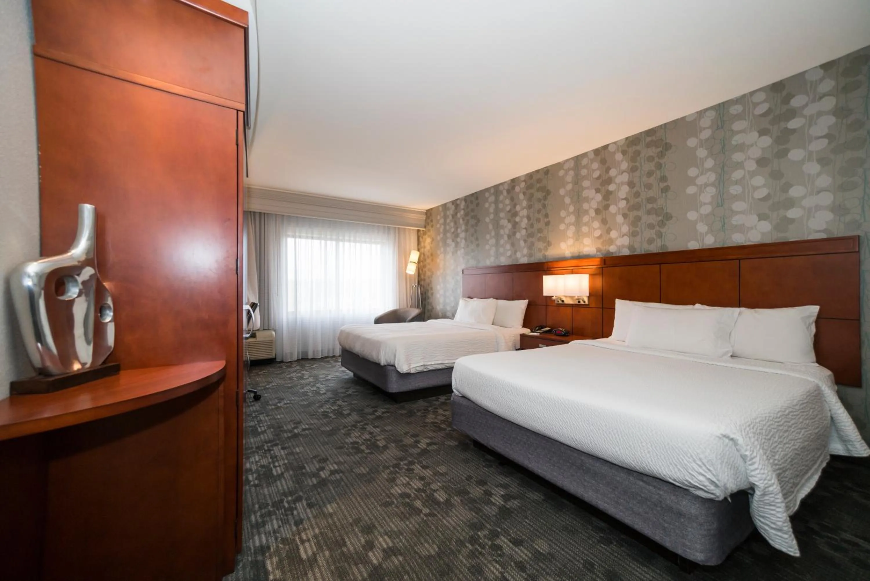 Bed in Courtyard by Marriott Vicksburg