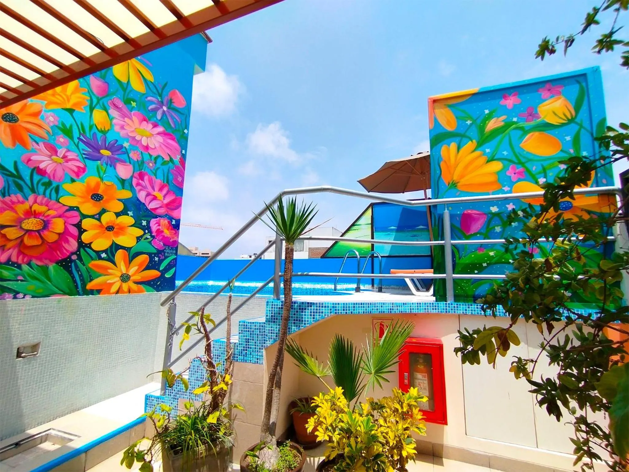 Swimming pool in Casa Fanning Hotel