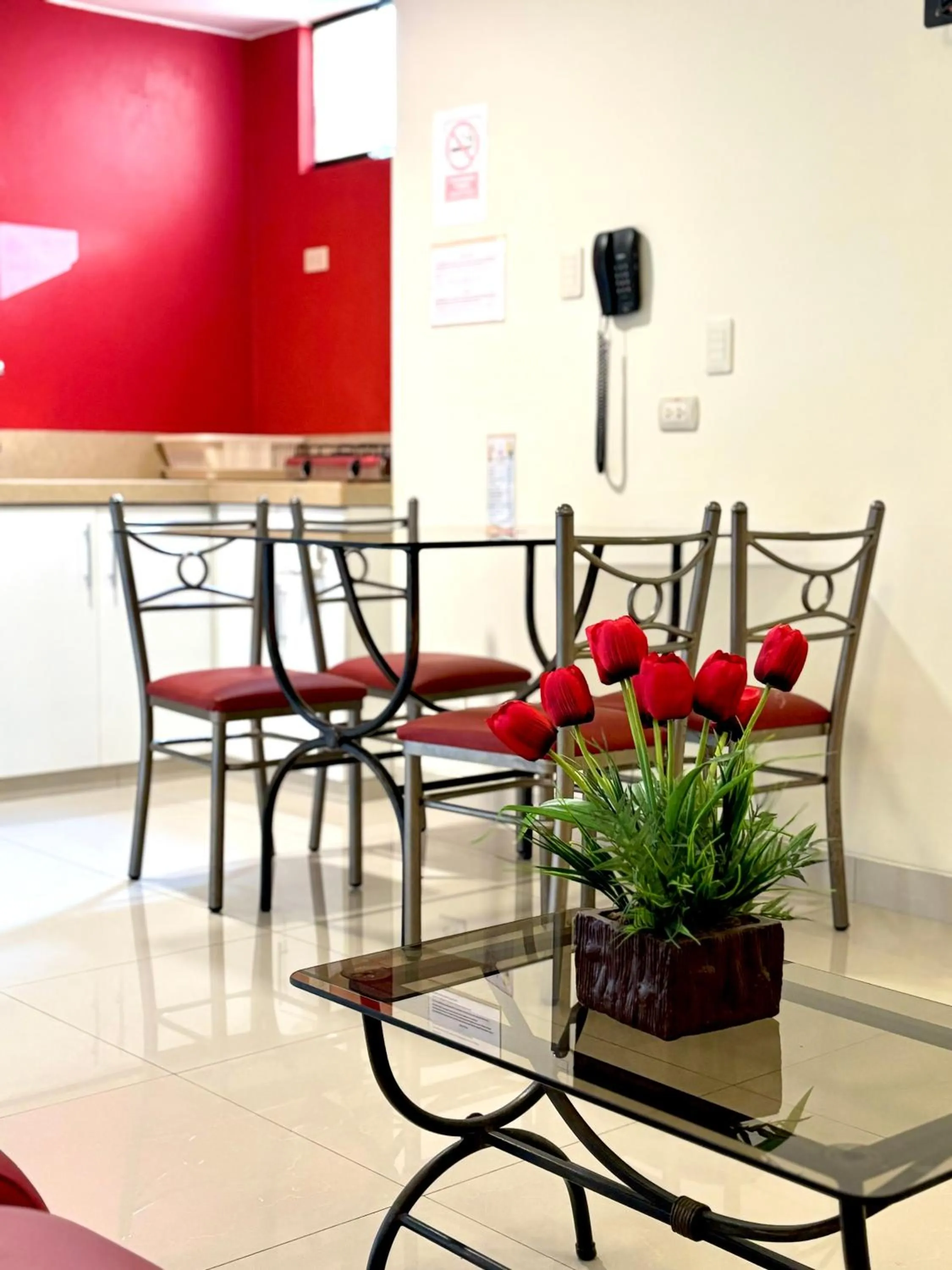 Dining area in Casa Fanning Hotel