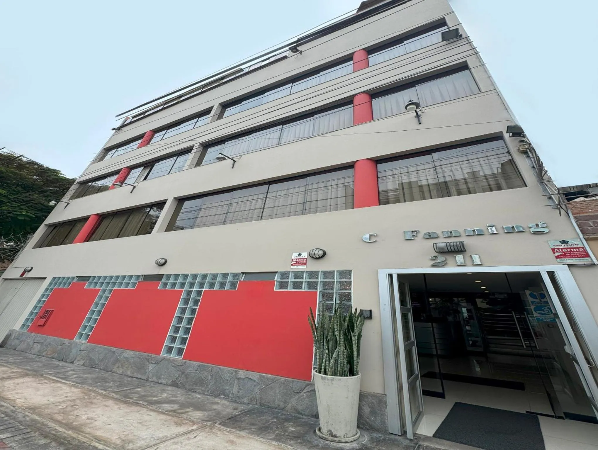 Property building in Casa Fanning Hotel