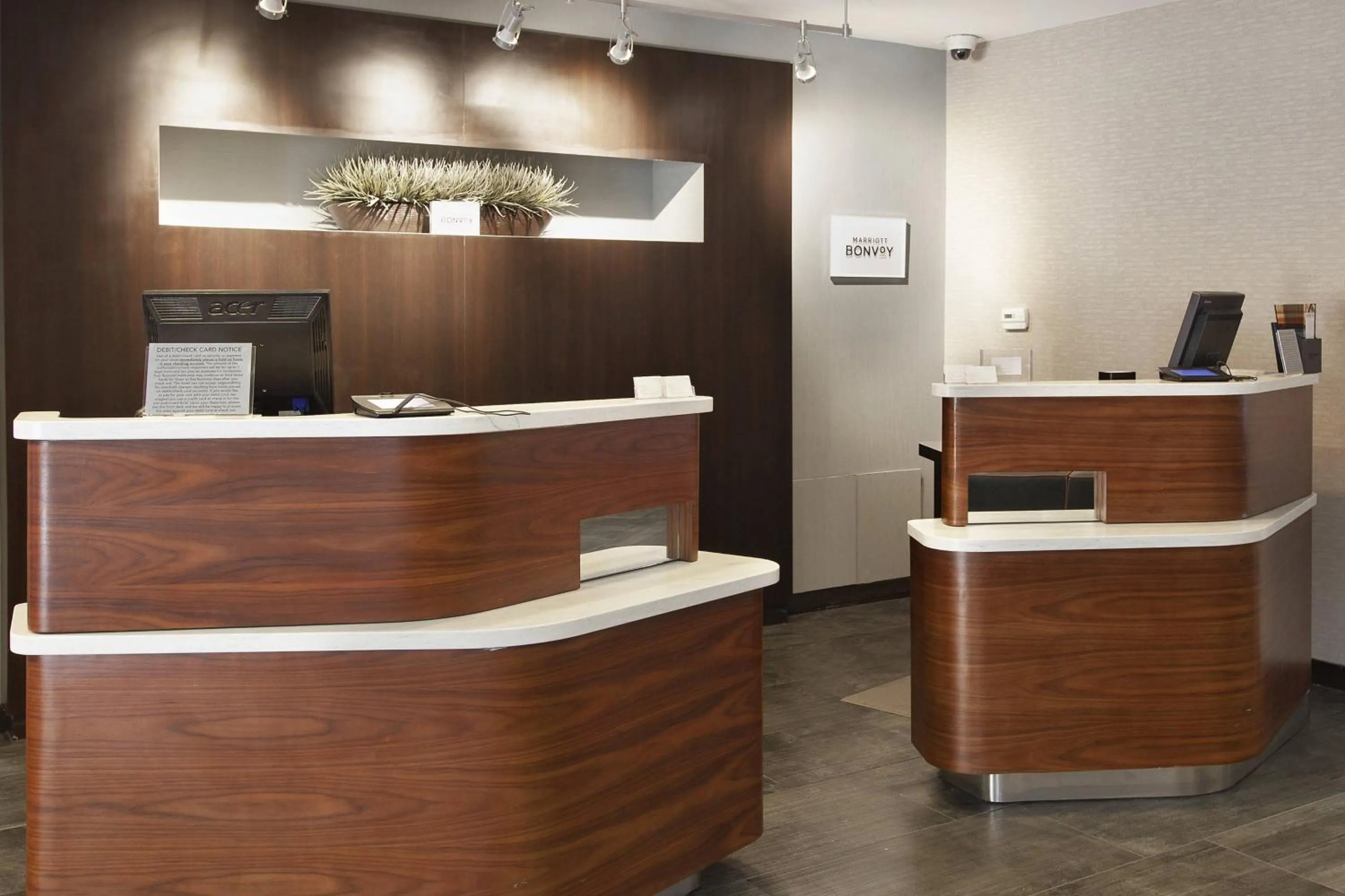 Lobby or reception in Courtyard by Marriott Valdosta