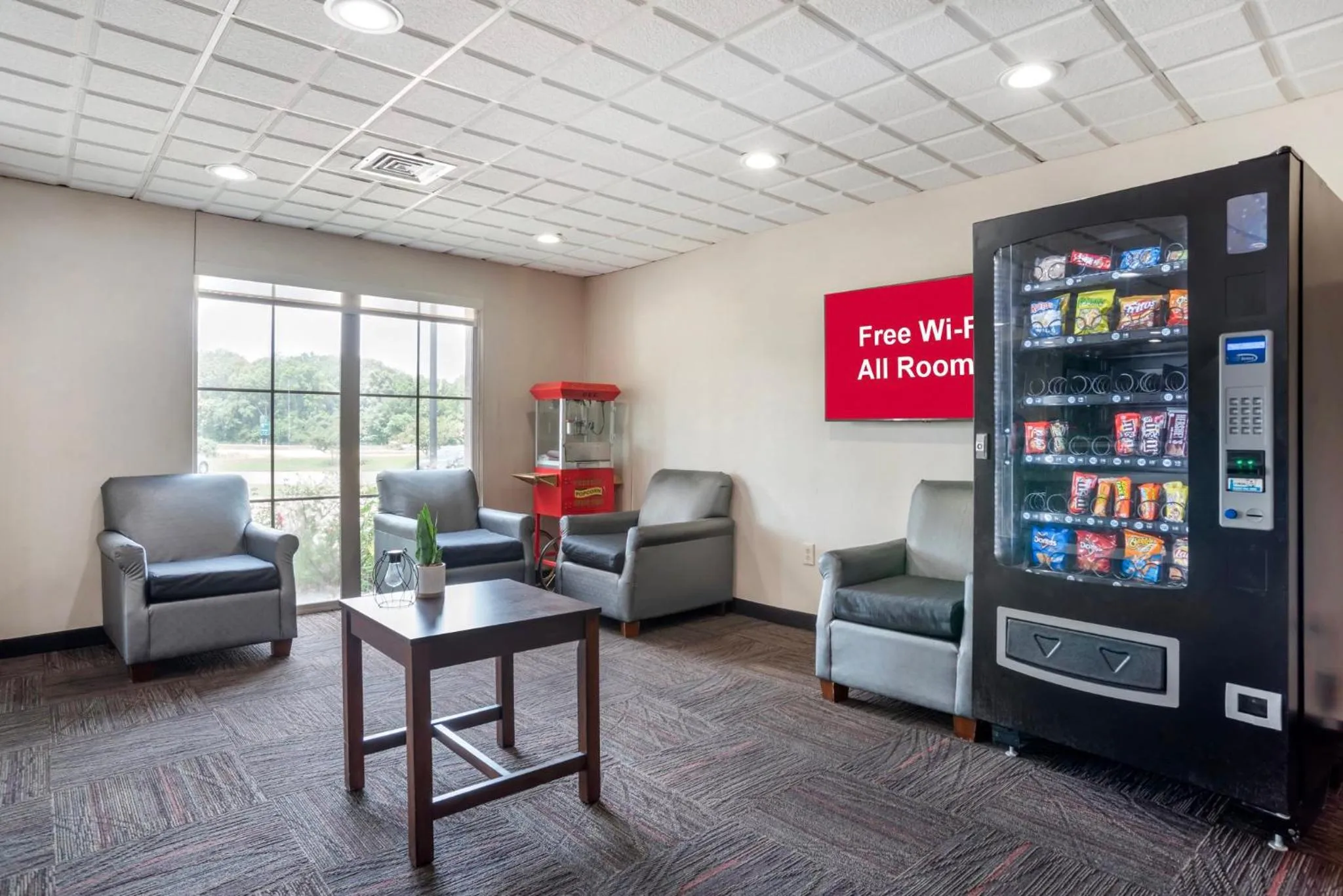 Lobby or reception in Red Roof PLUS & Suites Vicksburg