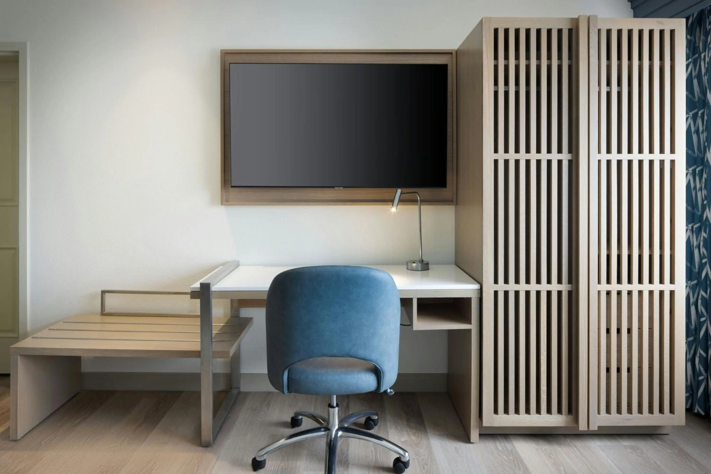 Bedroom in Courtyard by Marriott Sandestin at Grand Boulevard